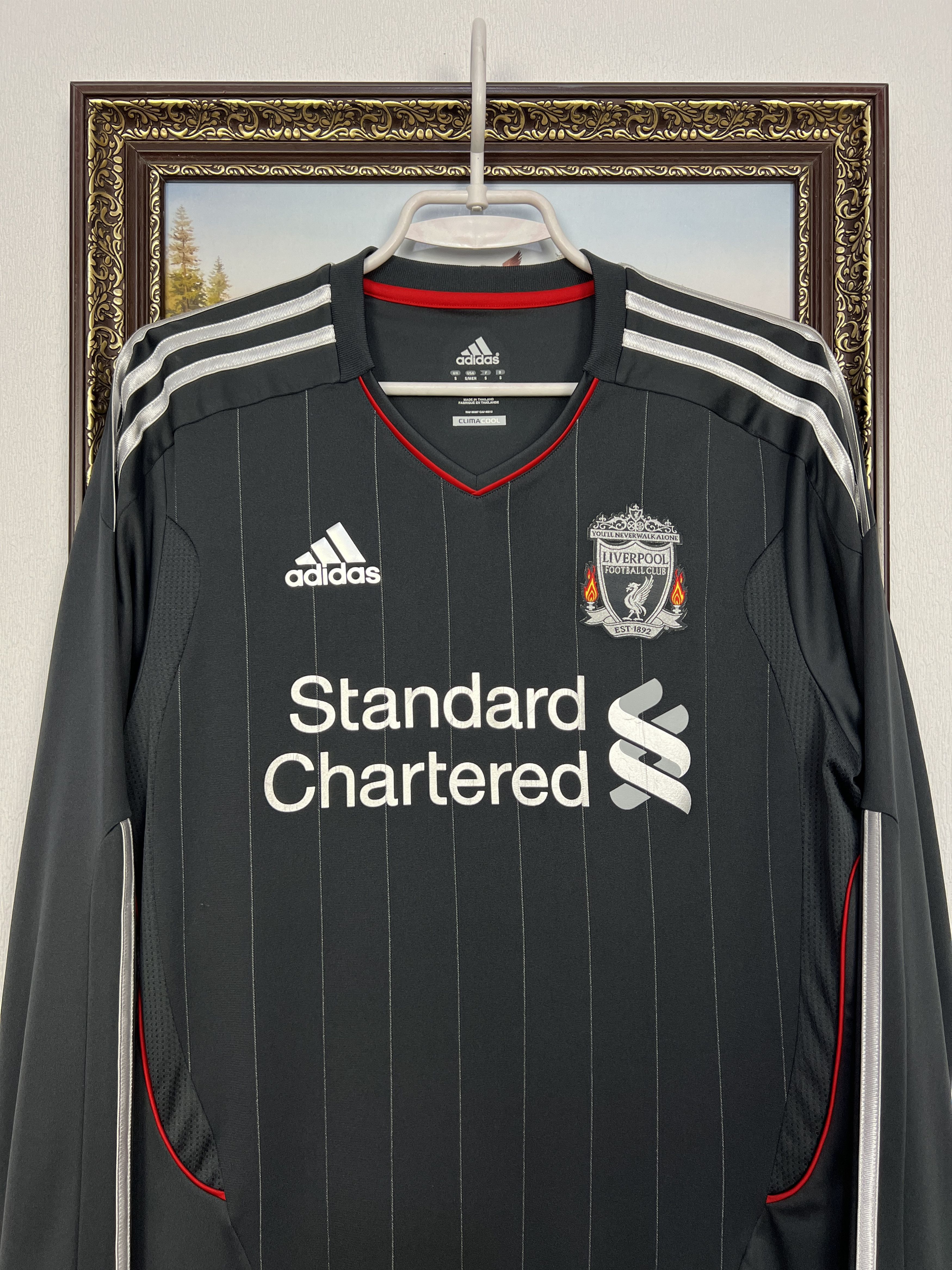 Adidas Liverpool Away football shirt 2011 Soccer Adidas Long Sleeve Size US S / EU 44-46 / 1 - 2 Thumbnail