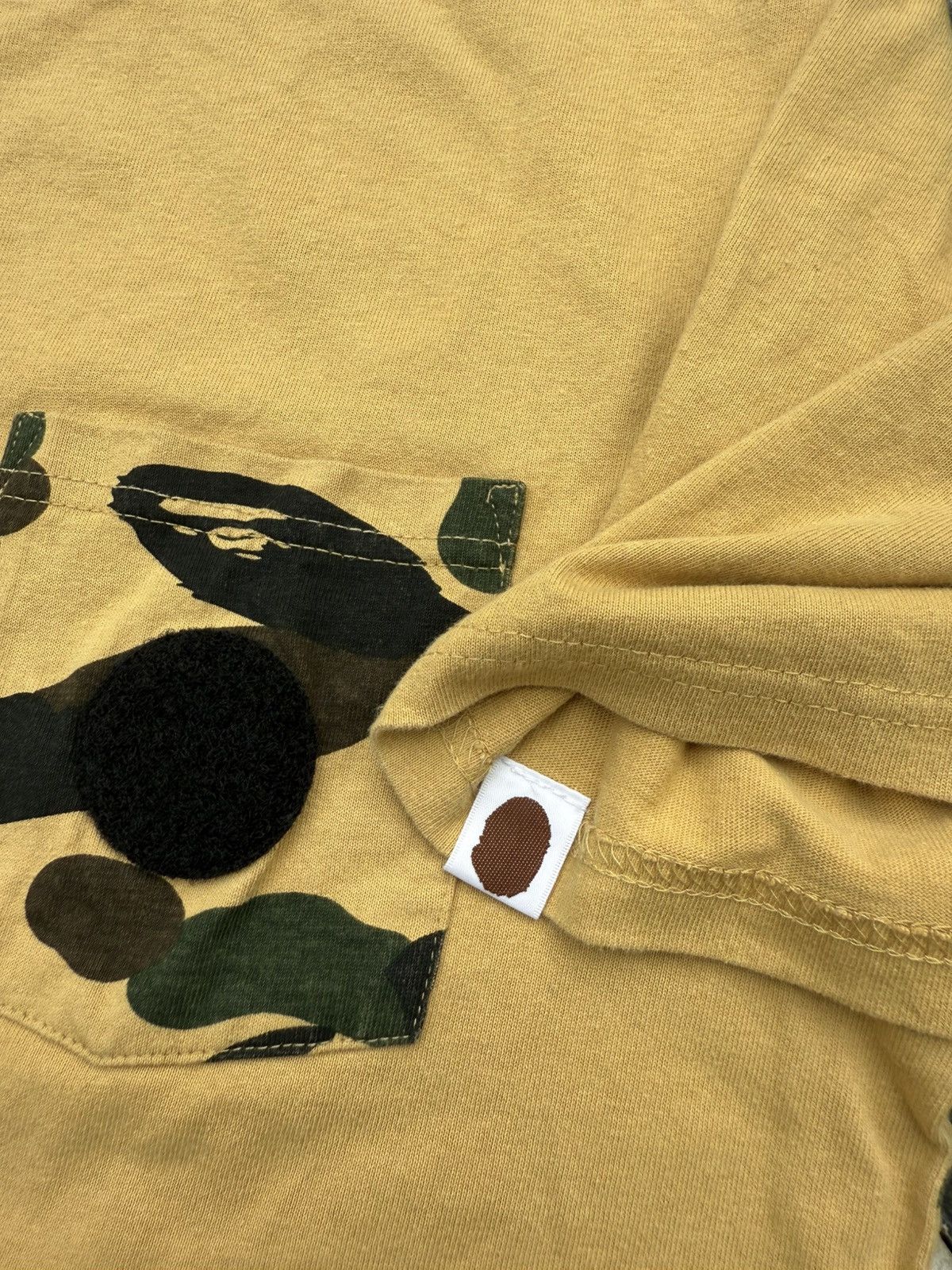 Vintage 90’s BAPE BATHING APE APES STRONGER RARE MULTI LOGO TSHIRT Size US M / EU 48-50 / 2 - 8 Thumbnail