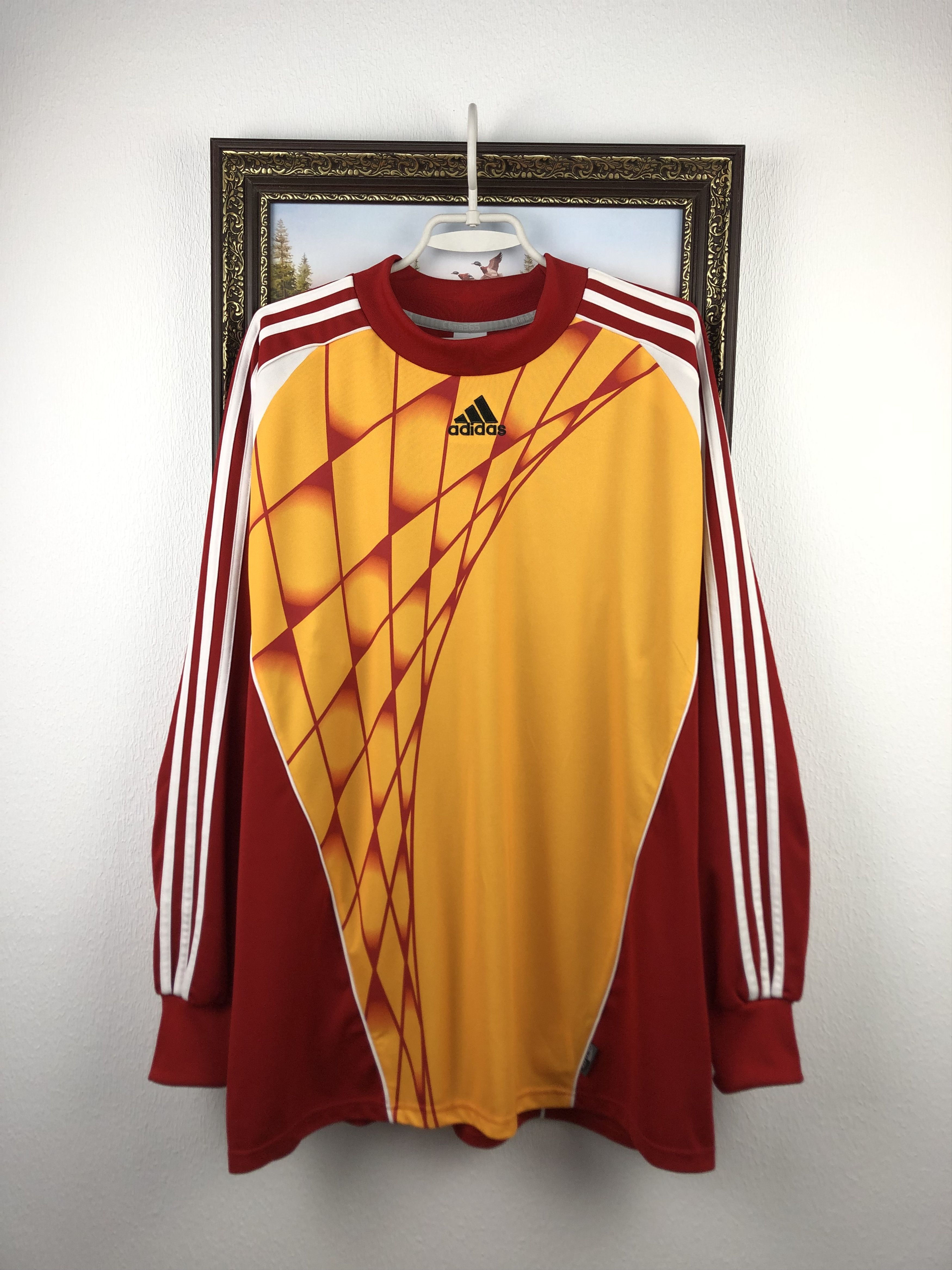 Adidas Vintage Football Goalkeeper Template Shirt Jersey Rare Size US XL / EU 56 / 4 - 1 Thumbnail