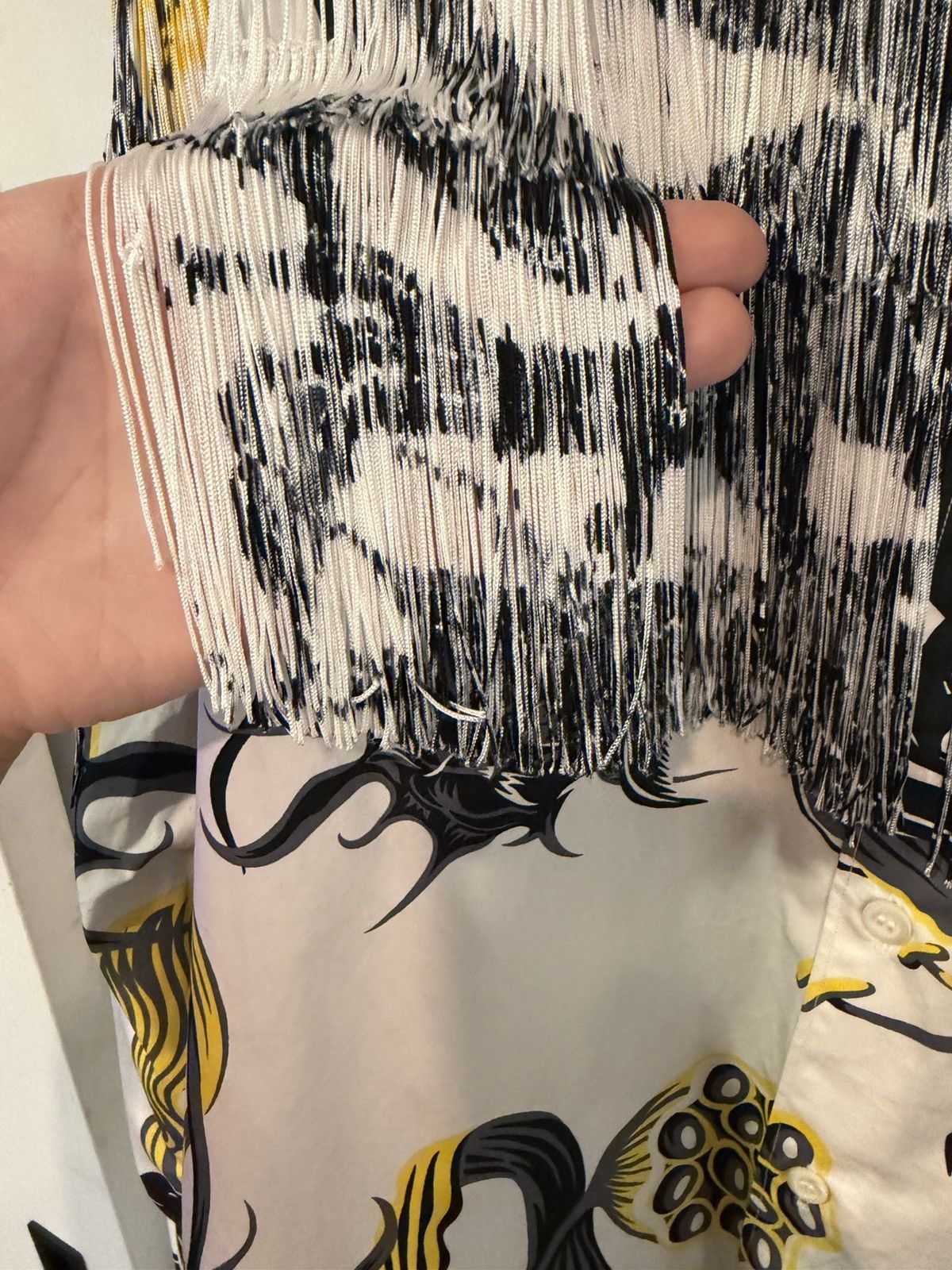 Prada PRINTED COTTON SHIRT WITH FRINGE Size US S / EU 44-46 / 1 - 5 Thumbnail