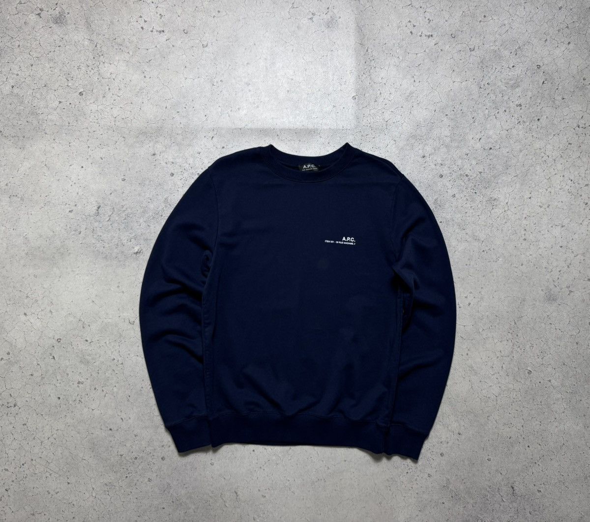A.P.C. A.P.C Navy Sweatshirt Size S Size US S / EU 44-46 / 1 - 1 Thumbnail