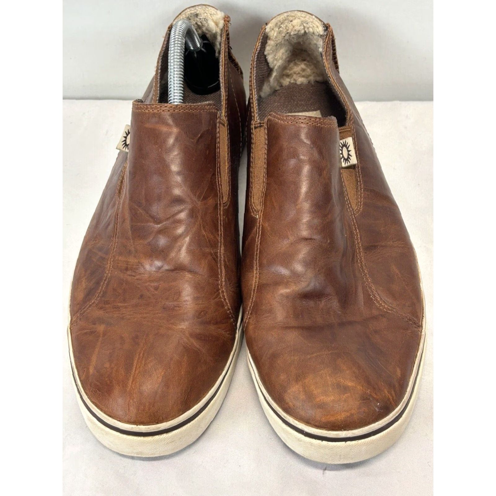 Ugg UGG Australia Vanowen Sneaker Men 9.5 Brown Leather Slip-On Shearling Casual Mens Size US 9.5 / EU 42-43 - 3 Thumbnail
