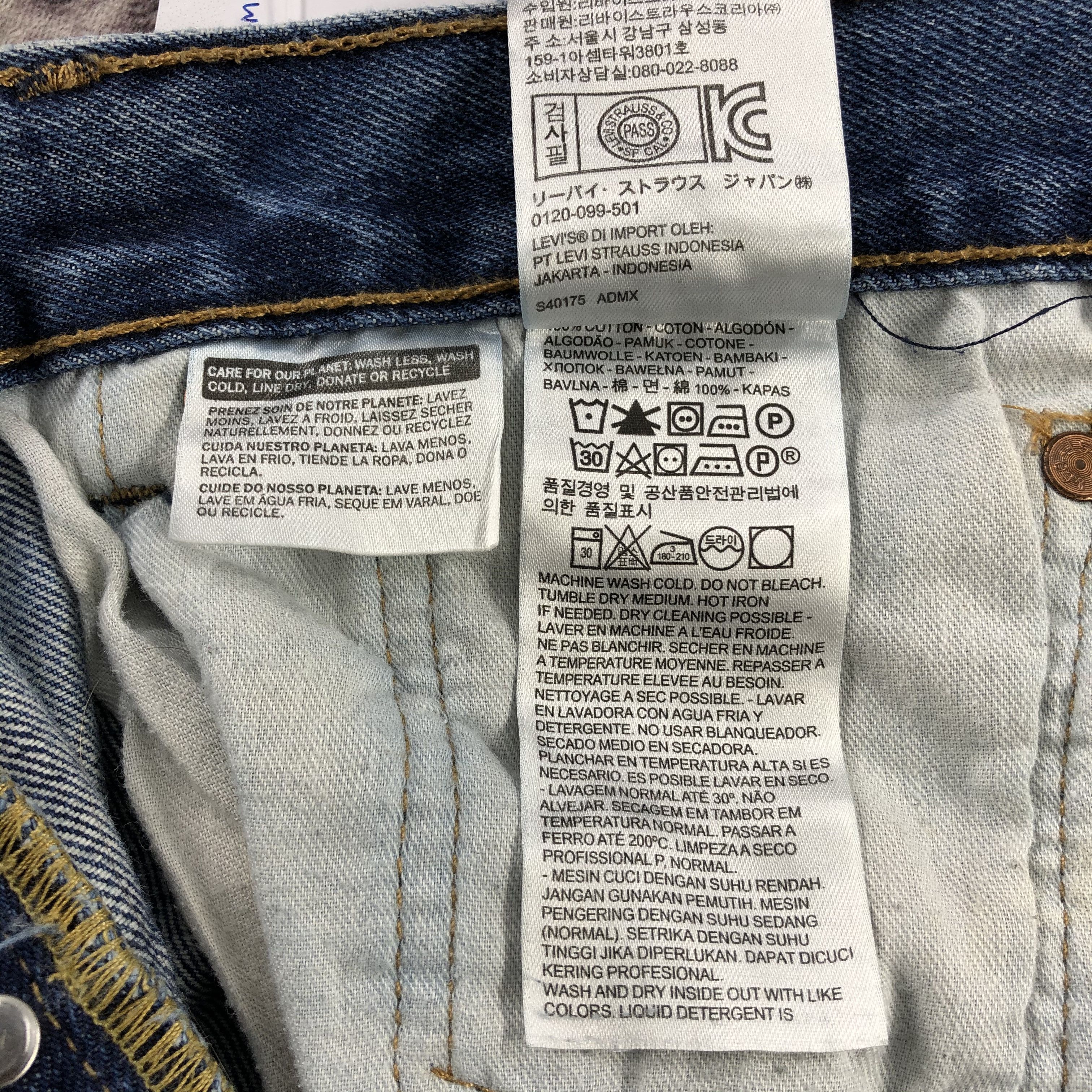 Levi's Vintage Blue Wash Levis 501 Jeans-JM3086 Size US 33 - 12 Thumbnail