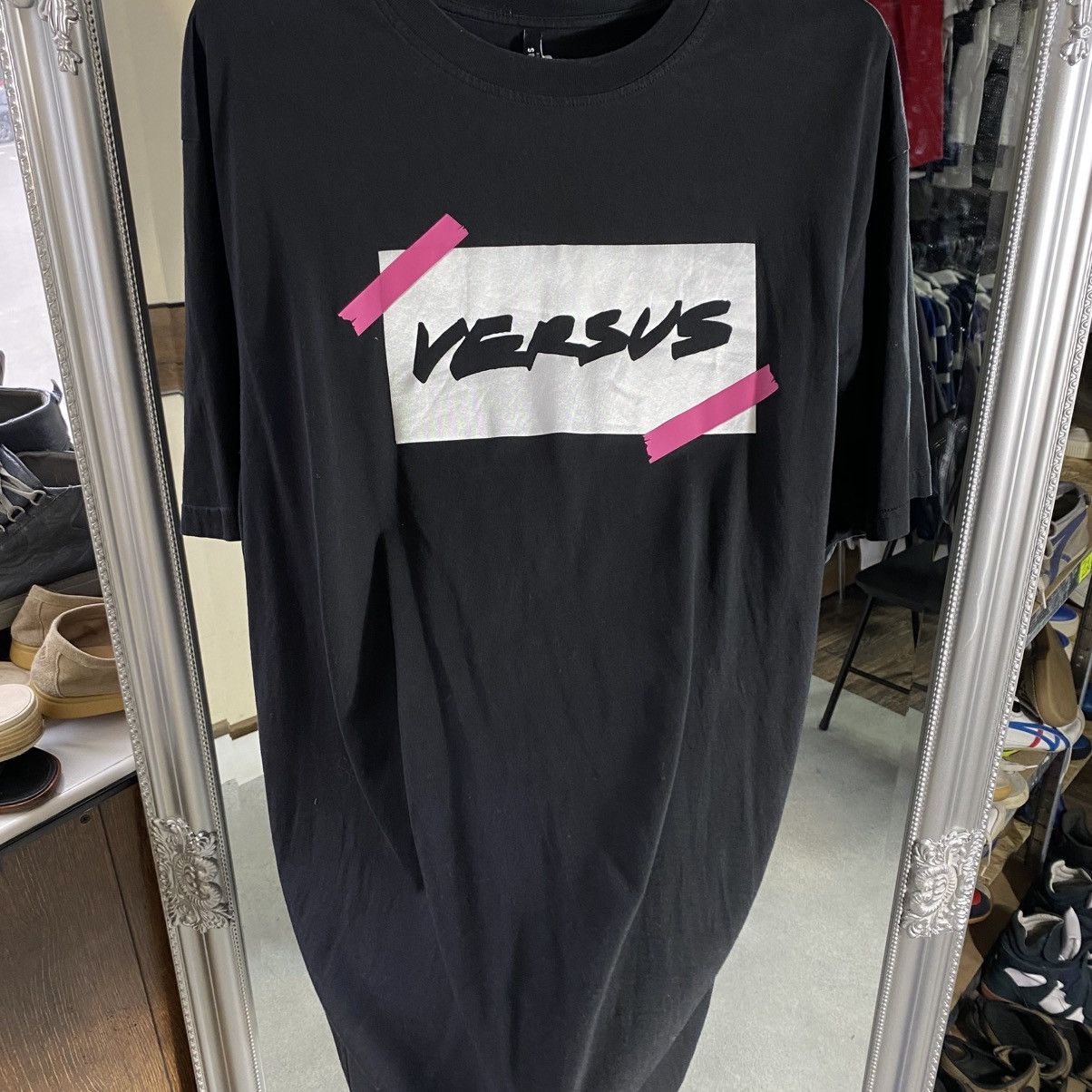 Versace VERSUS VERSACE T SHIRT Size US L / EU 52-54 / 3 - 3 Thumbnail