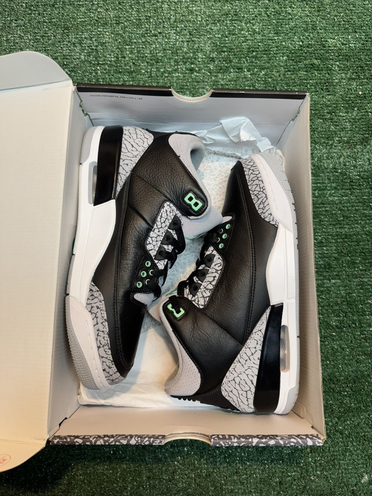 Jordan Brand Jordan Retro 3 Green Glow Size 9 Size US 10.5 / EU 43-44 - 12 Thumbnail