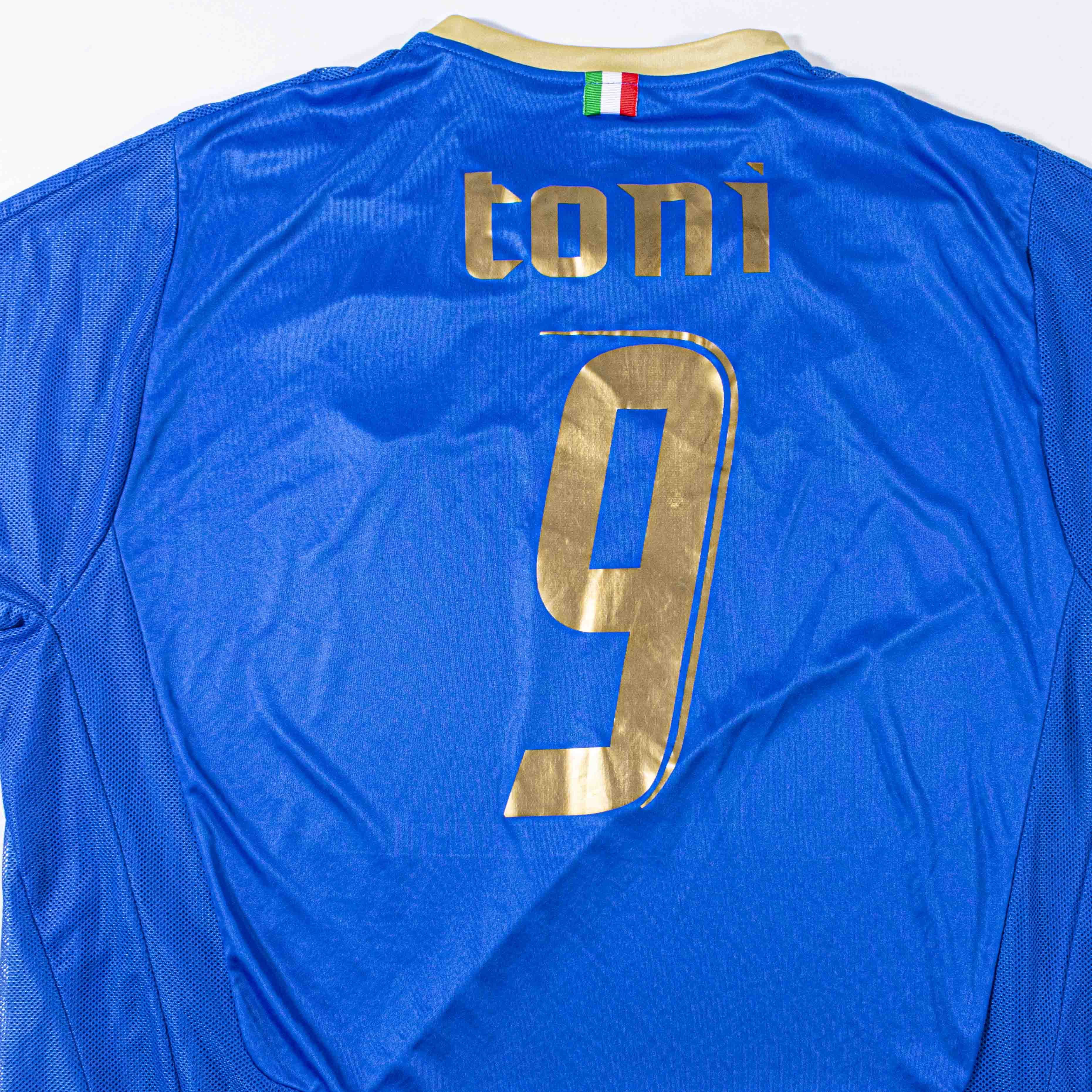 Puma Vintage Puma 2007 2008 Italy Home Jersey Luca Toni 9 Euro Size US XL / EU 56 / 4 - 11 Thumbnail
