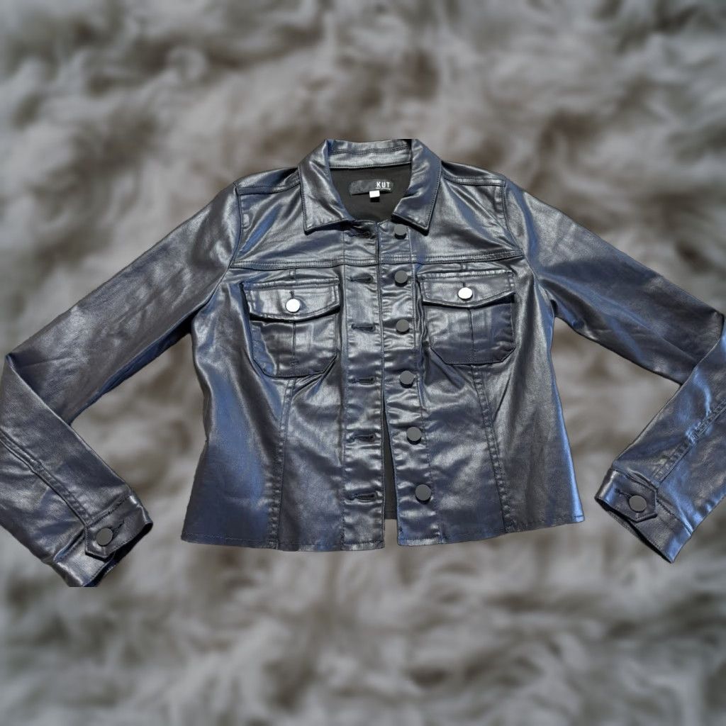 Vintage KUT from the Kloth Jacket Womens Small Black Cropped Kara New Modal Blend Model Cropped Kara Raw Hem Jacket Collared Pockets Solid City Classic Size S / US 4 / IT 40 - 1 Thumbnail