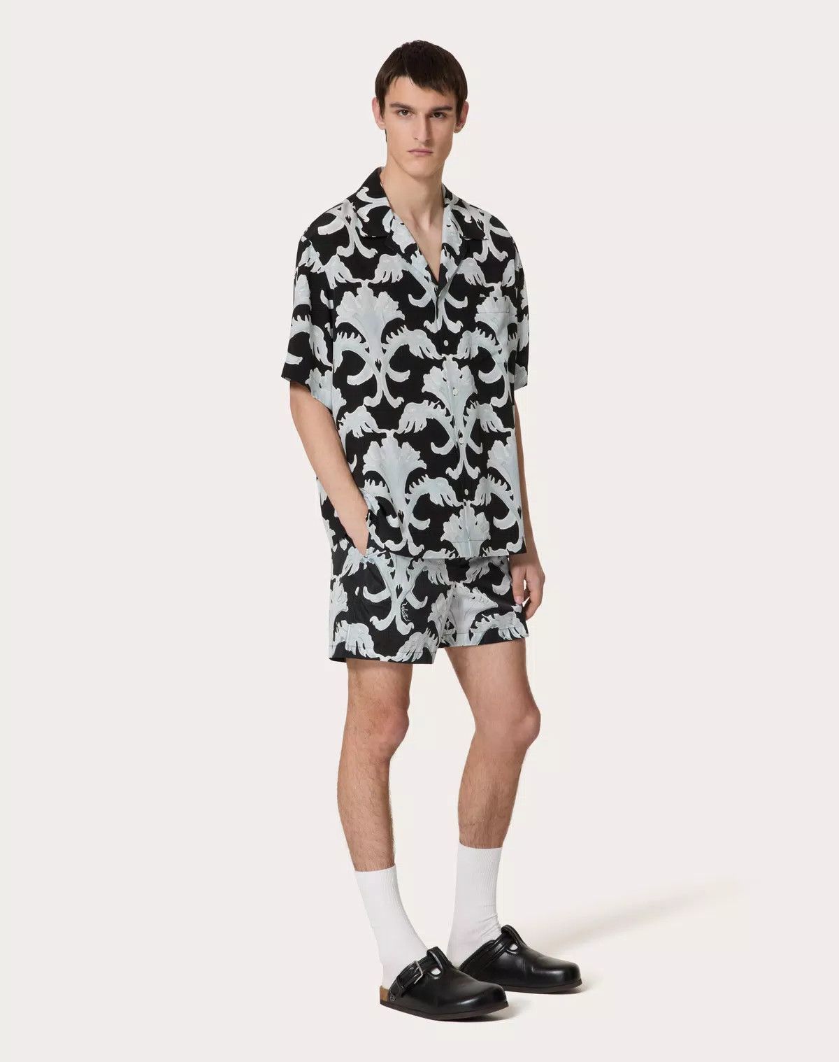 Valentino oc11z0725 Nylon Swimsuit With Metamorphos in Black/White Size US 36 / EU 52 - 2 Thumbnail