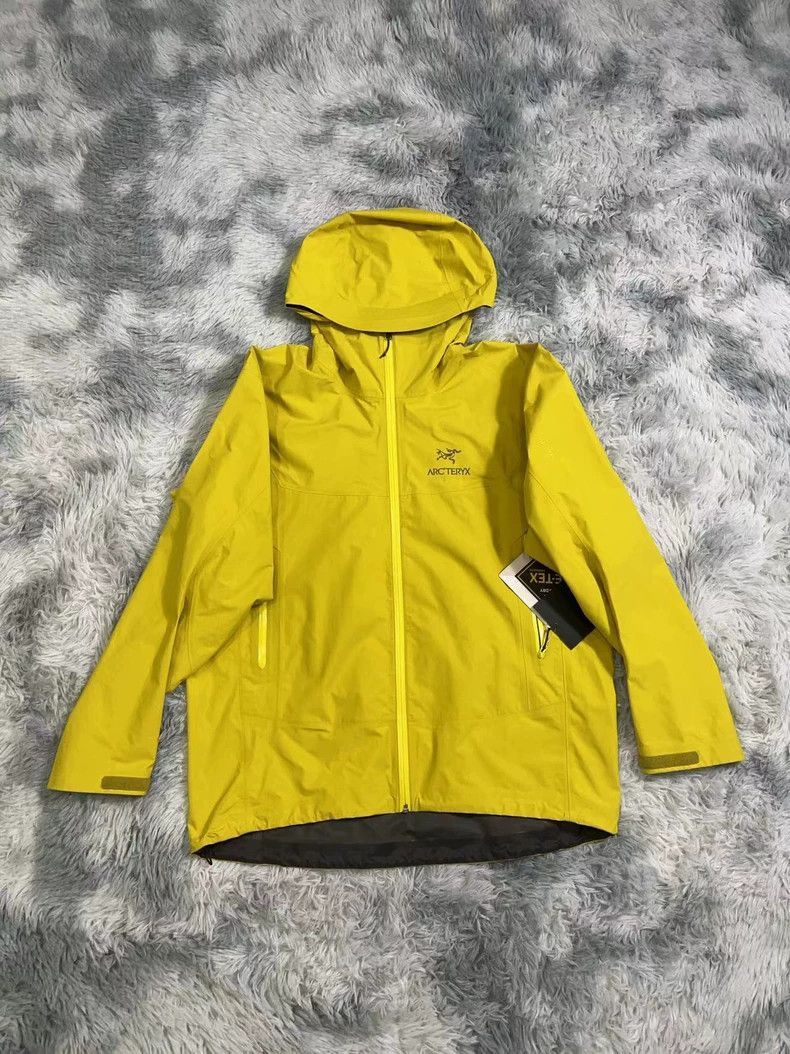 Arc'teryx Arcteryx Zeta Shell Jacket in Yellow Size US XL / EU 56 / 4 - 2 Thumbnail
