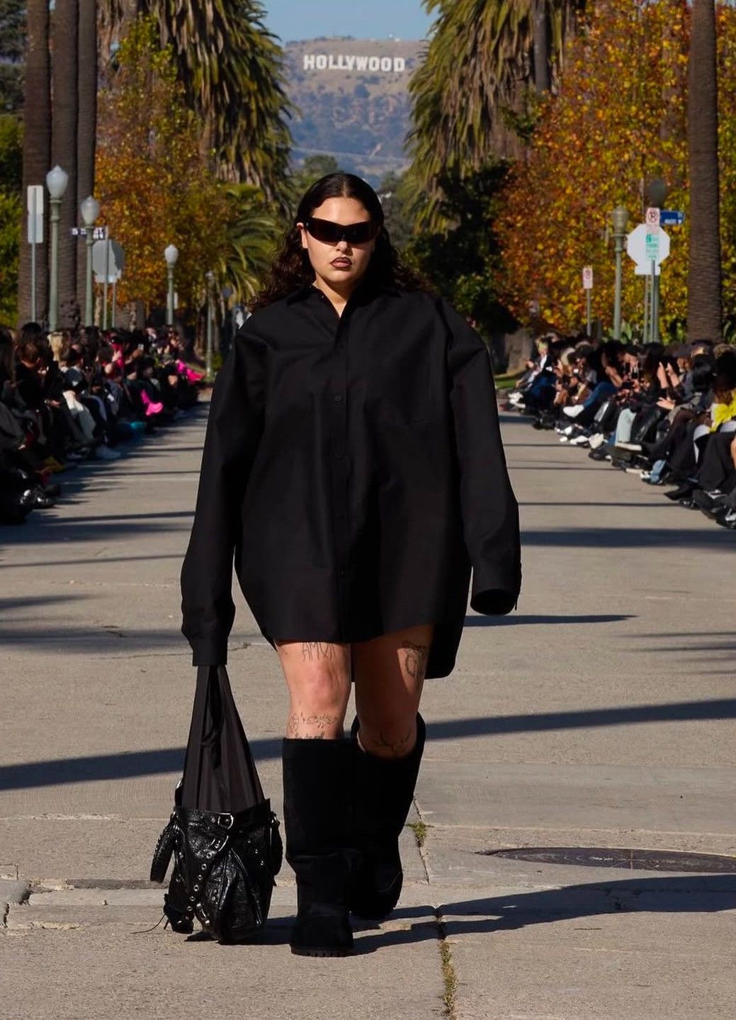 Balenciaga RUNWAY Neo Cagole XL Shoulder Tote Bag Size ONE SIZE - 2 Thumbnail