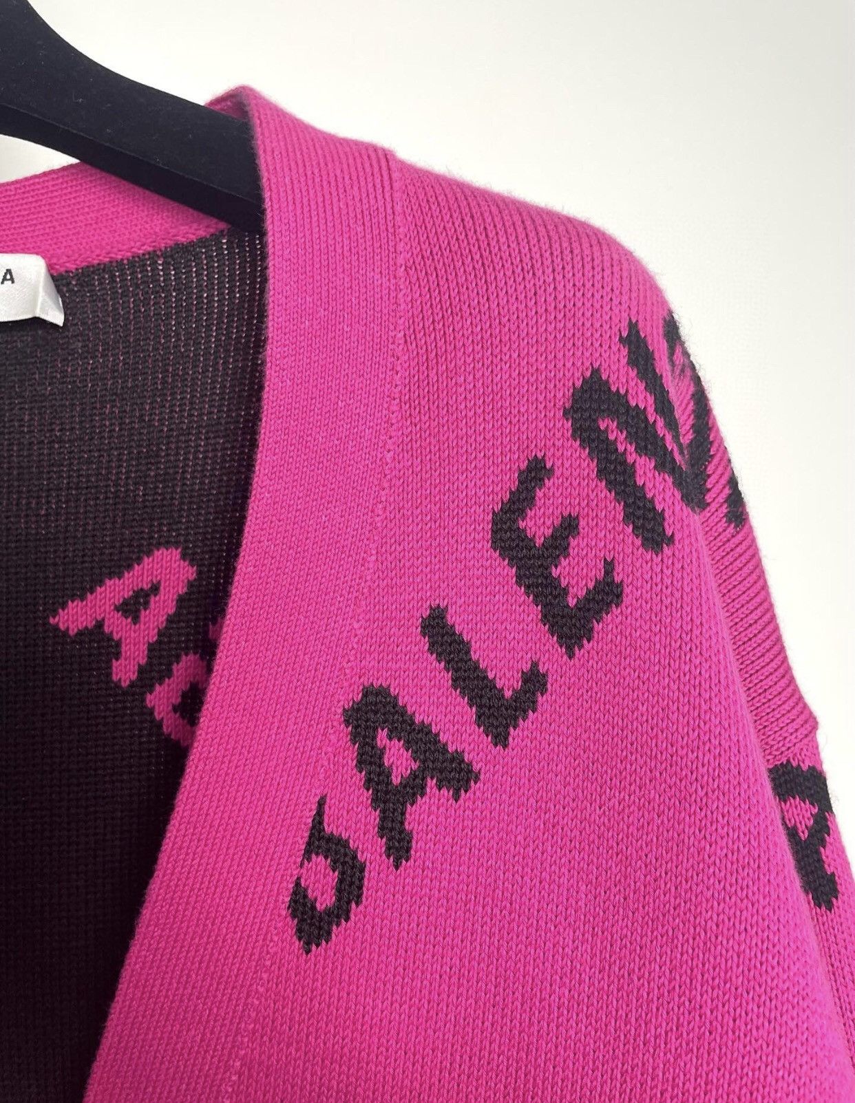 Balenciaga Balenciaga pink bullet screen printed cardigan shirt2412- Size US S / EU 44-46 / 1 - 3 Thumbnail