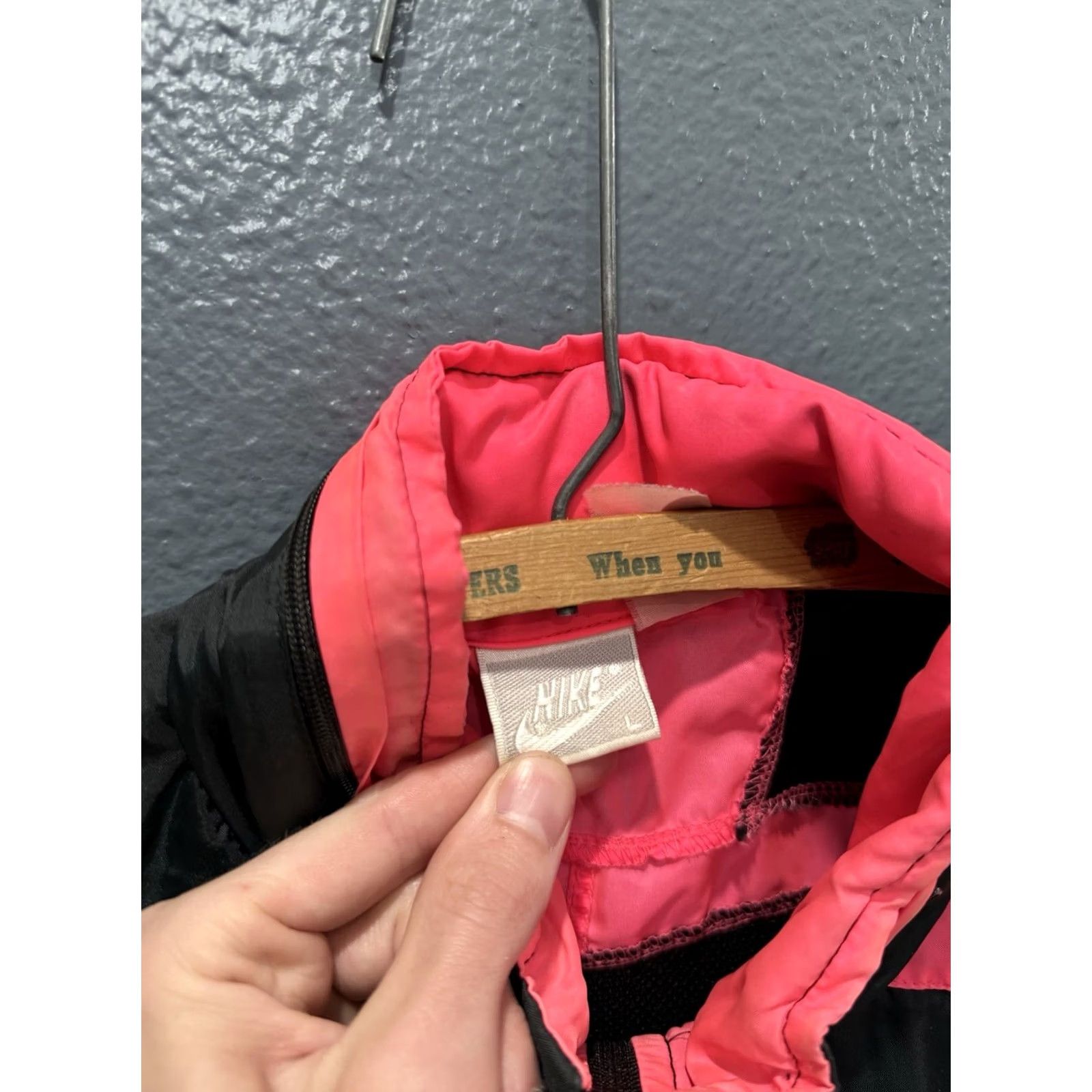 Nike VINTAGE 90s Nike Air Black Windbreaker Jacket Women L Size L / US 10 / IT 46 - 2 Thumbnail