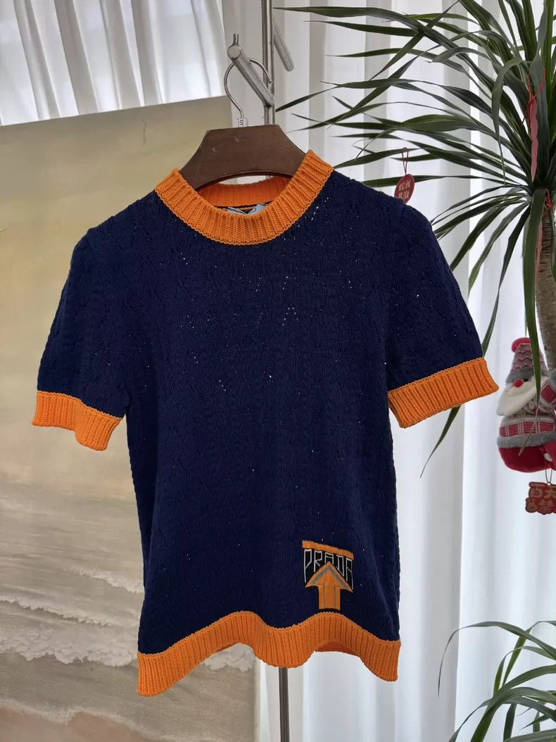 Prada Prada Short Sleeve Knitted Top Size US M / EU 48-50 / 2 - 1 Thumbnail