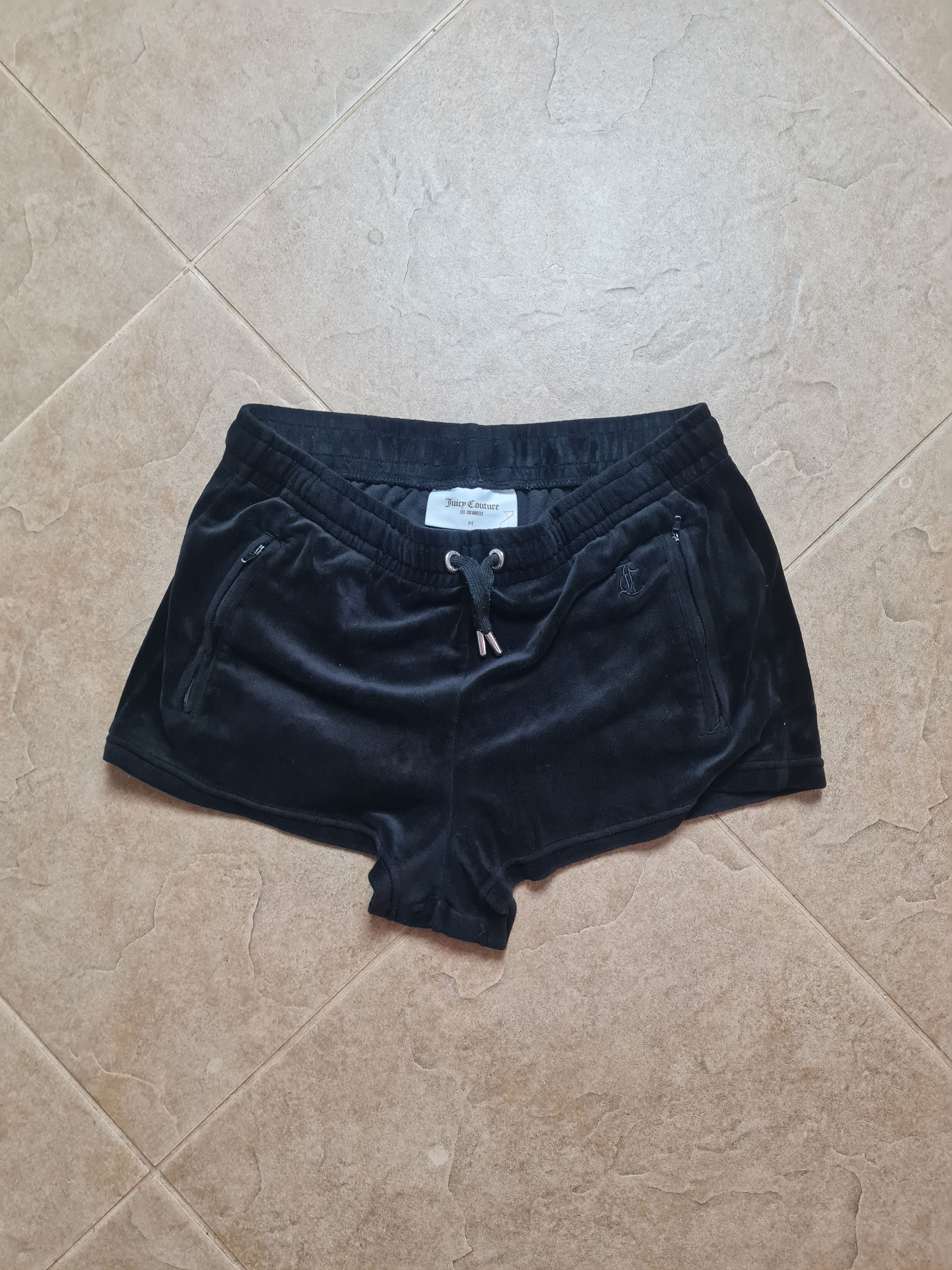Juicy Couture Juicy Couture Sleepwear Shorts Sz M Velour Black Rhinestones Size 27" / US 4 / IT 40 - 5 Thumbnail