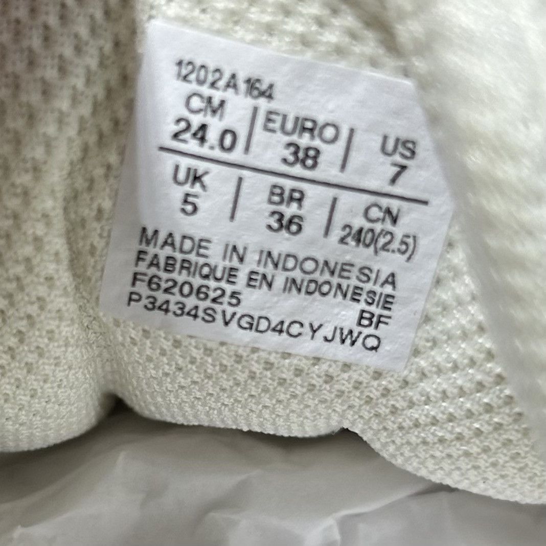 Asics ASICS Gel 1130 Cream Pure Silver 1202A164-107 Womens 7 NEW Size US 7 / IT 37 - 6 Thumbnail