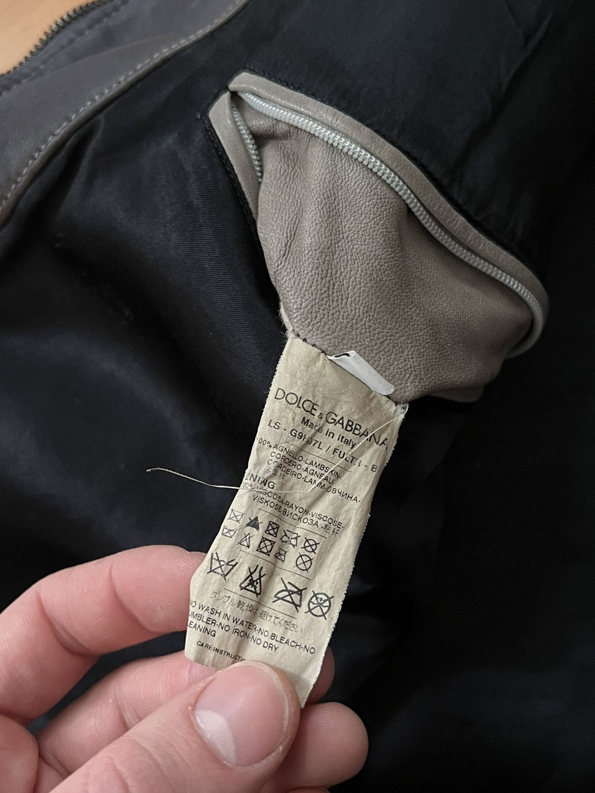 Dolce & Gabbana 2000s Dolce & Gabbana Paint Splitter 5 zip jacket Size US L / EU 52-54 / 3 - 7 Thumbnail