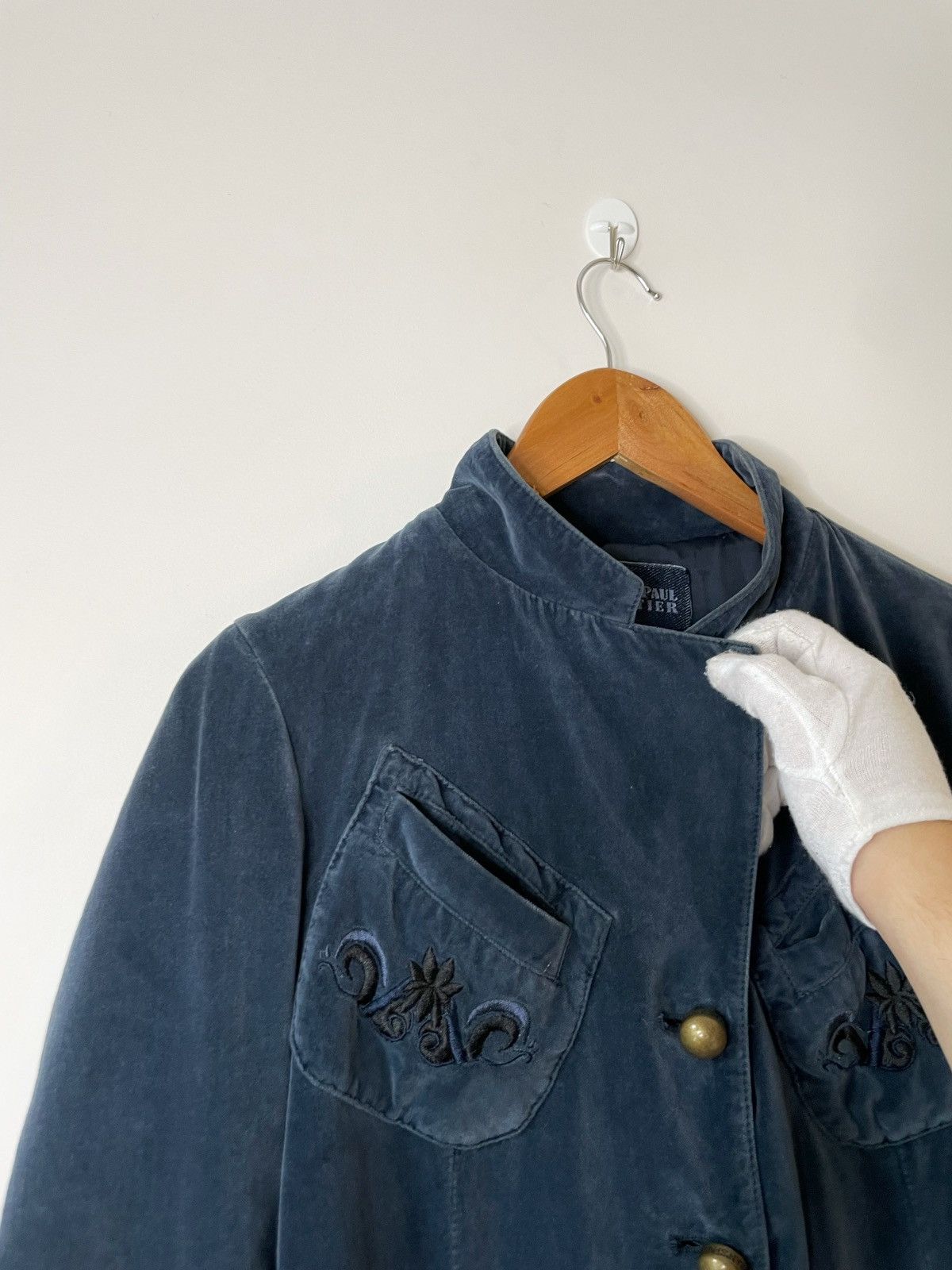 Jean Paul Gaultier Jean Paul Gaultier Velour Blue Flowers Gold Buttons Blazer Size M / US 6-8 / IT 42-44 - 6 Thumbnail