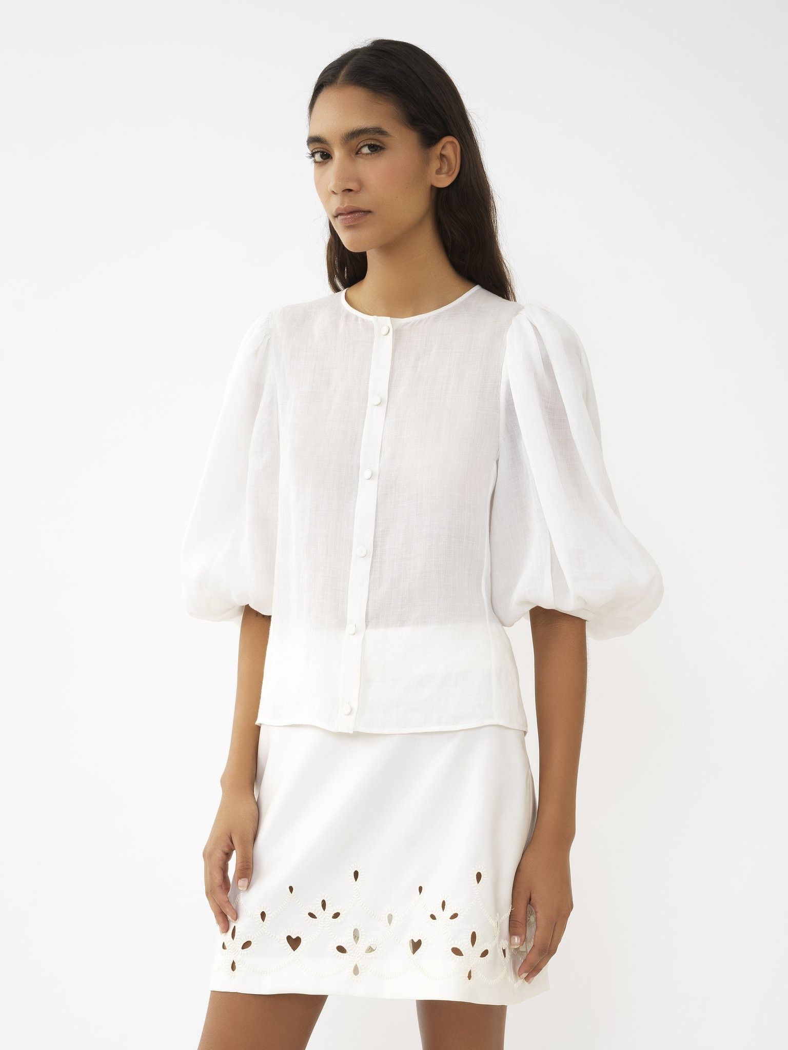 Chloe oc11z0525 Collarless Blouse in White Size S / US 4 / IT 40 - 3 Thumbnail