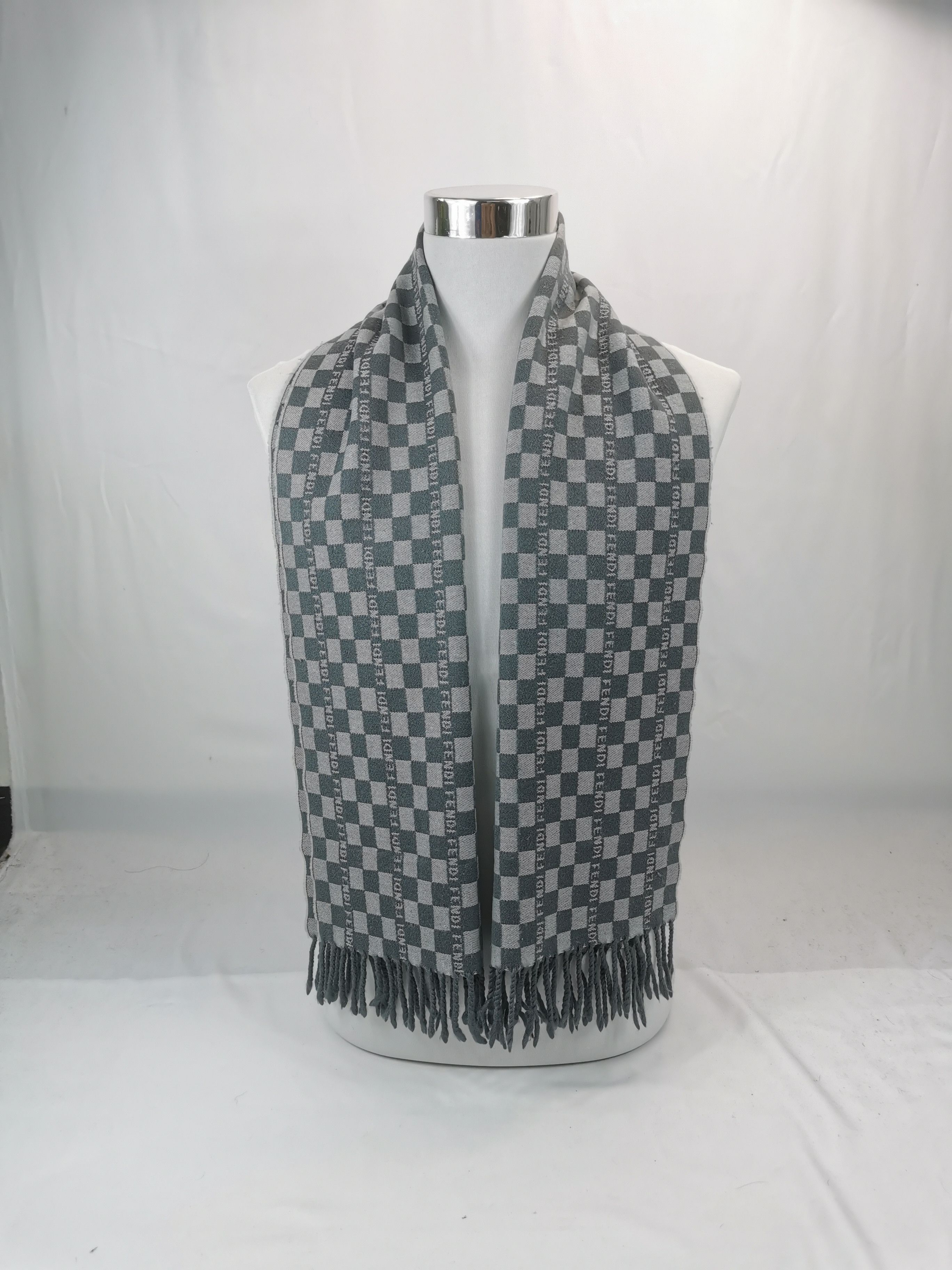Fendi FENDI scarf muffler winter Size ONE SIZE - 9 Thumbnail