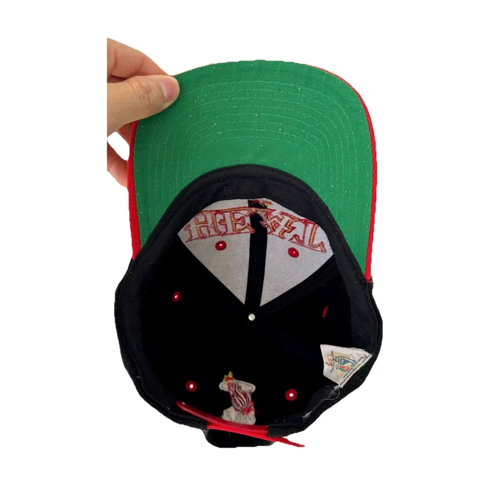 NBA VINTAGE 90s Miami Heat Snapback Hat Red Black Adjustable NBA Cap RARE Two Tone Mens Adjustable Black 90s Cap/Hat Size ONE SIZE - 5 Thumbnail