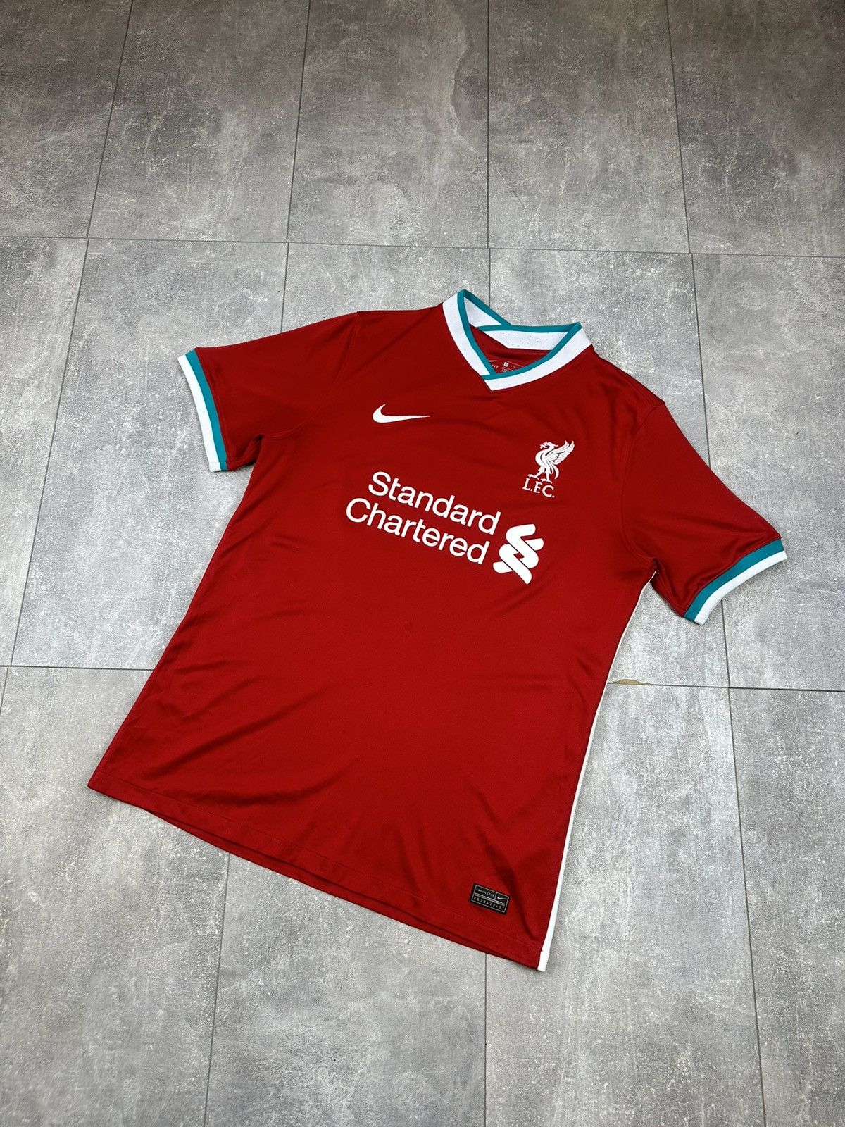 New Balance New Balance Liverpool Home Soccer Jersey Harry 11 Size US L / EU 52-54 / 3 - 1 Thumbnail