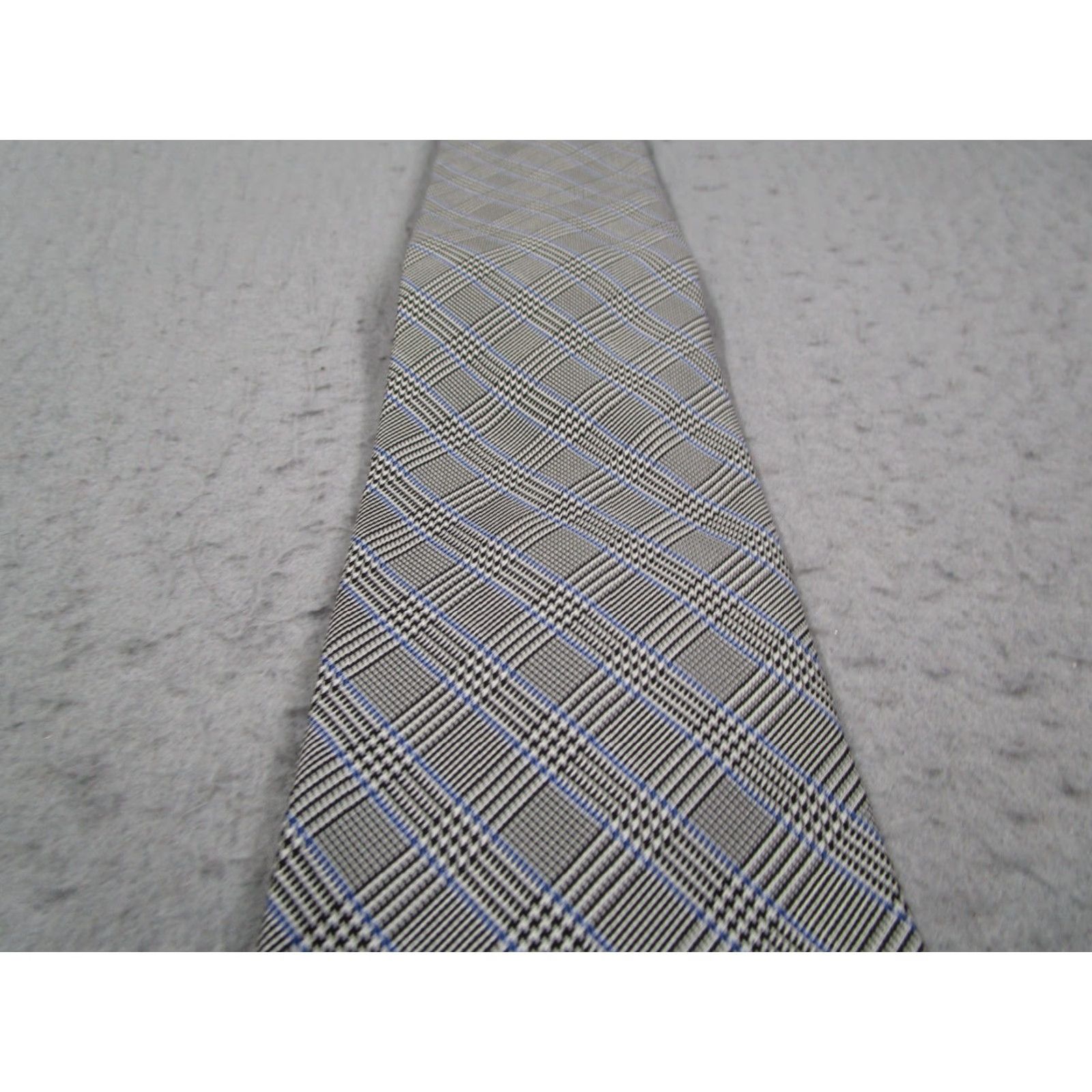 Brooks Brothers BROOKS BROTHERS MAKERS Men’s gray / black / blue houndstooth silk neck tie - 100% silk - Made in USA - Classic size - TIE Size ONE SIZE - 2 Thumbnail