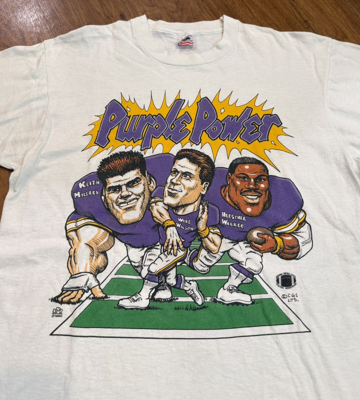 Fruit Of The Loom Vintage 1990 Minnesota Vikings Football Shirt Caricature Size US L / EU 52-54 / 3 - 1 Thumbnail