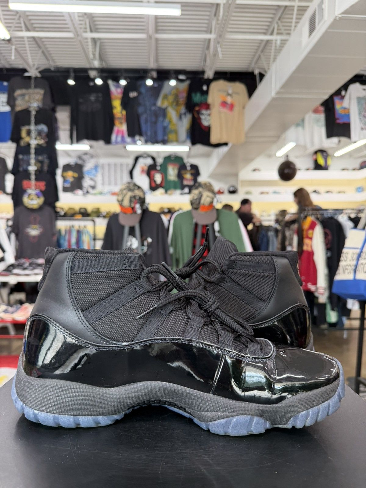 Jordan Brand Jordan 11 Gamma Blue Size 12 (2025) Size US 12 / EU 45 - 3 Thumbnail