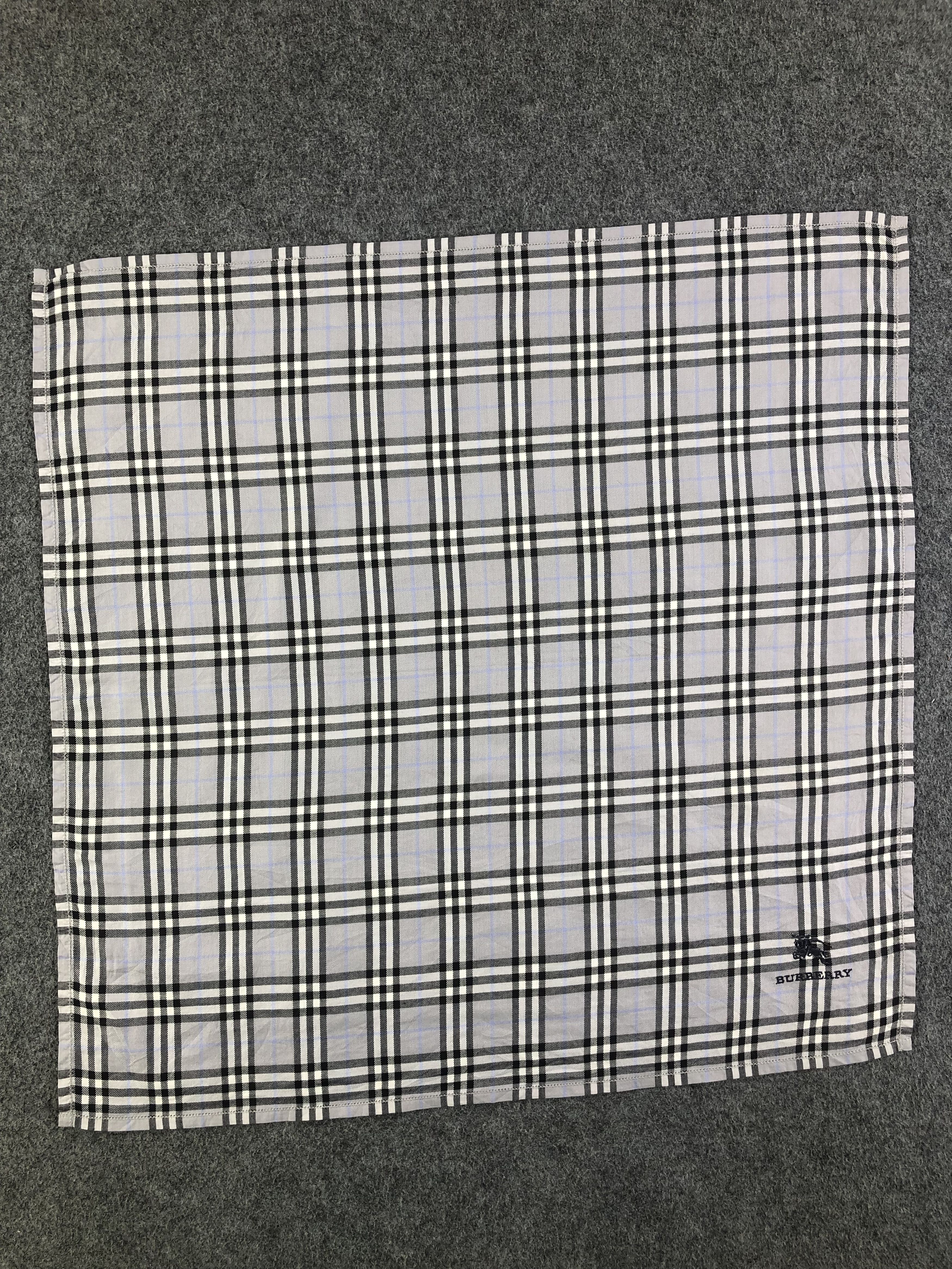 Burberry Burberry Handkerchief / Bandana / Neckerchief Size ONE SIZE - 3 Thumbnail