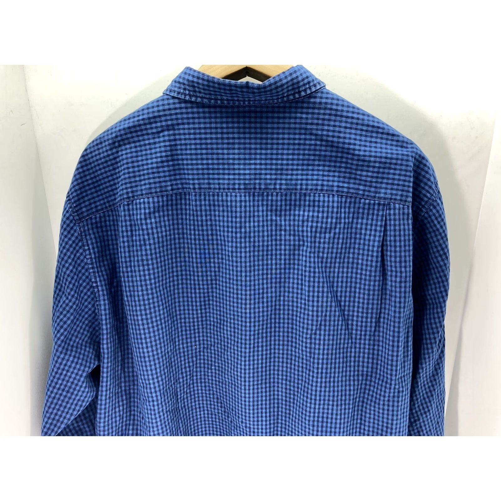 Pendleton VINTAGE Pendleton Tennyson Shirt Men XL Blue Check Button Long Sleeve 100% Cotton Men XL Blue Check Button-Up Shirt Size US XL / EU 56 / 4 - 7 Thumbnail