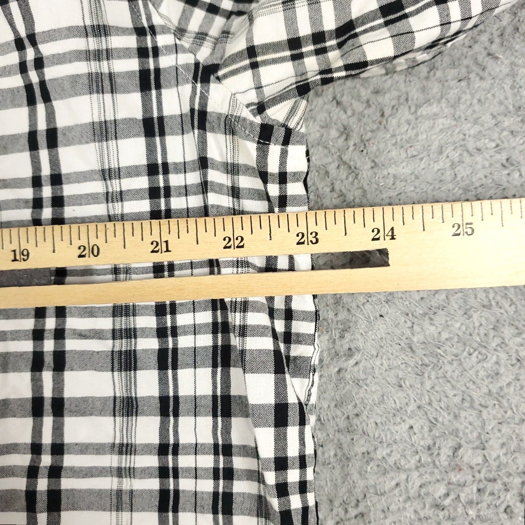 Original Penguin Original Penguin Plaid Button-Up Shirt Men’s XL Gray Long Sleeve Casual Modern Preppy Size US XL / EU 56 / 4 - 7 Thumbnail