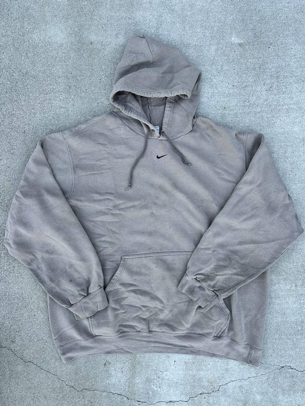 Nike × Vintage Vintage Y2K Nike Center Swoosh Hoodie Beige STAINS XXL Size US XXL / EU 58 / 5 - 1 Thumbnail