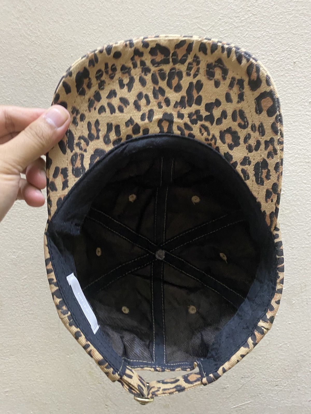 Beauty Beast × If Six Was Nine × Le Grande Bleu (L.G.B.) Y2K Hats Ripped Leopard Size ONE SIZE - 5 Thumbnail