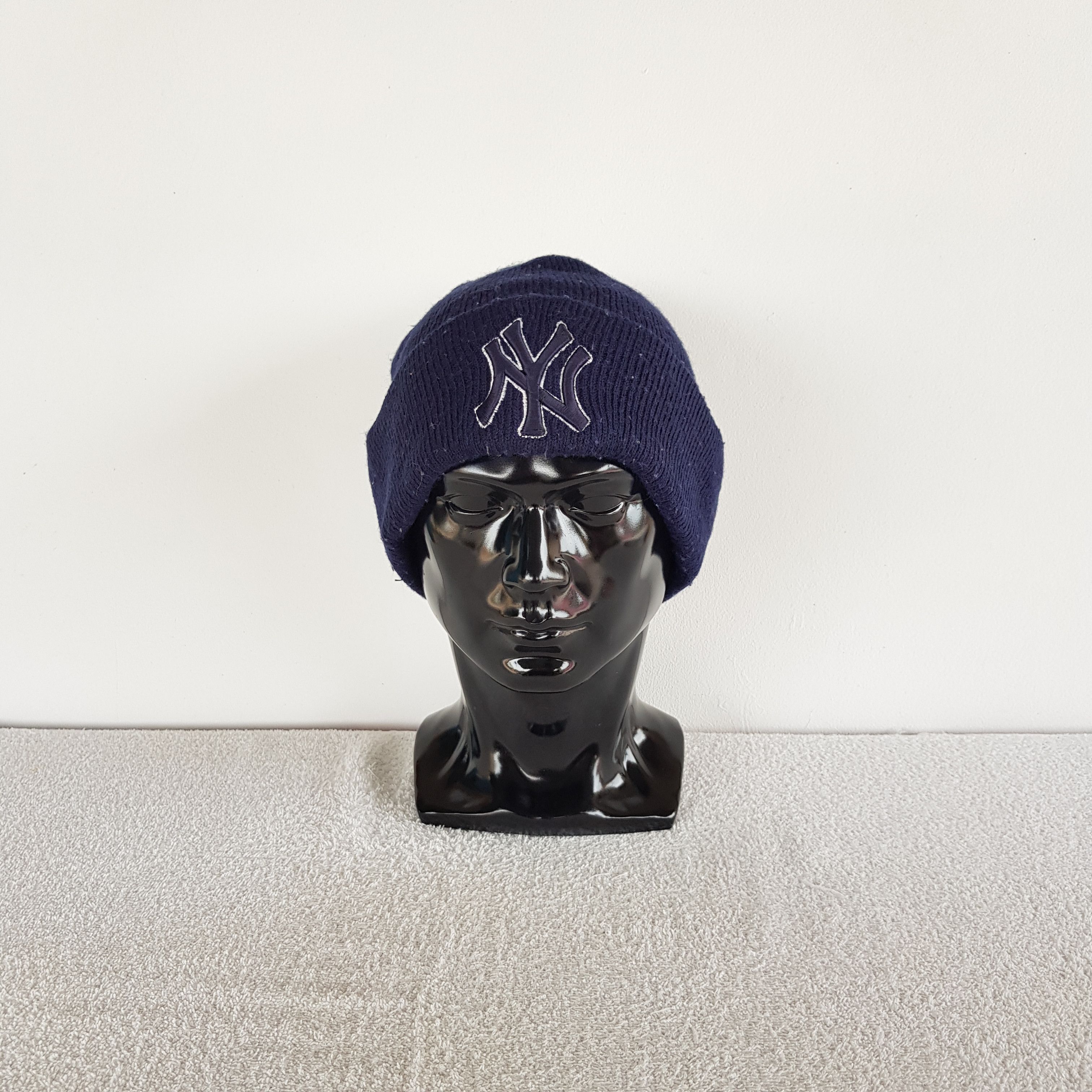 New York Yankees Vintage New York Yankees Beanie Snow Caps Hats Size ONE SIZE - 2 Thumbnail