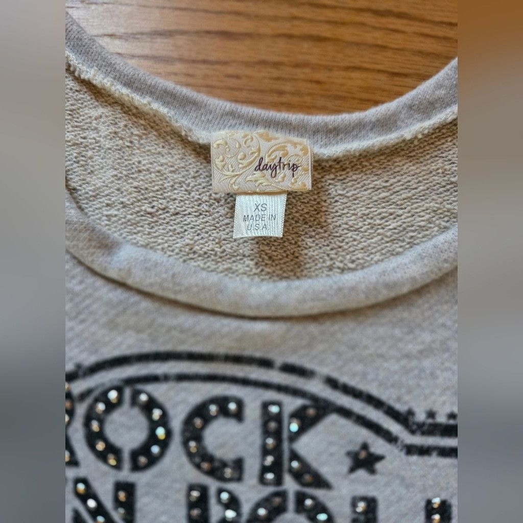 The Unbranded Brand Daytrip Beige Rock 'N Roll Tank Size XS / US 0-2 / IT 36-38 - 2 Thumbnail
