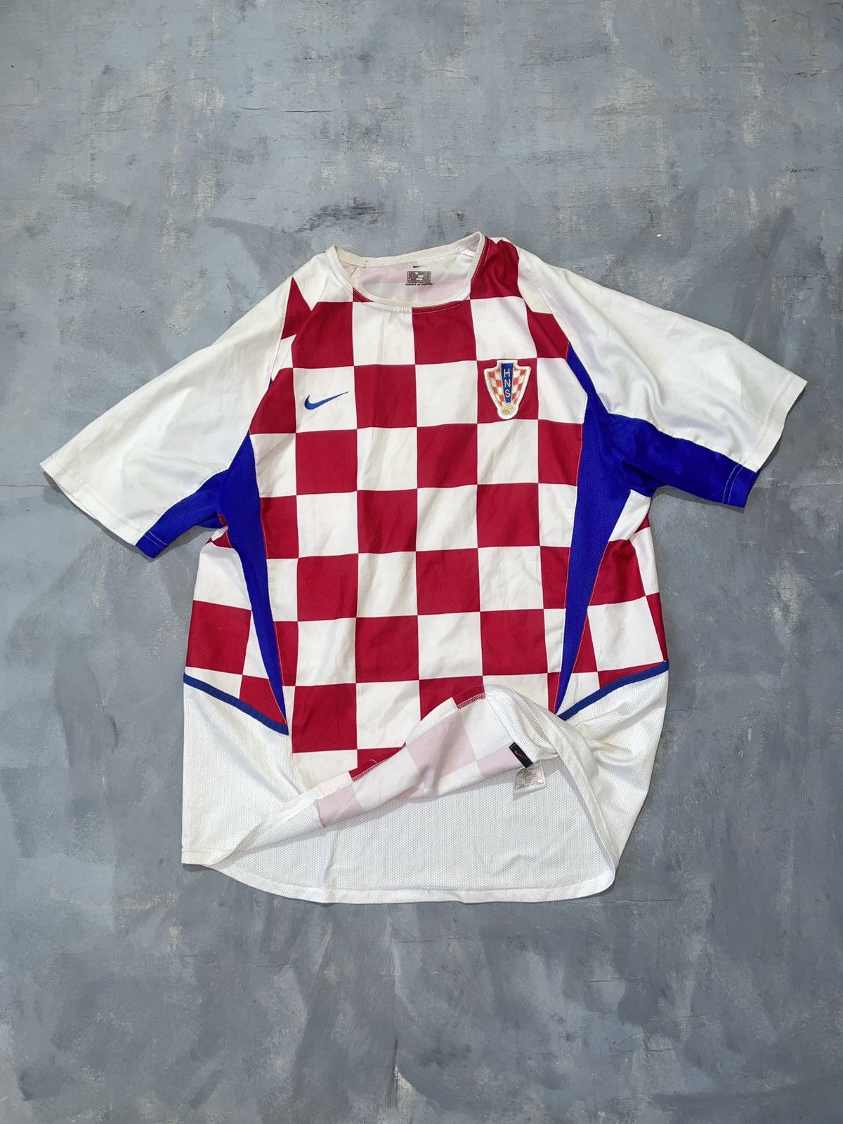 Nike × Vintage Croatia 2002 Home Jersey Size US M / EU 48-50 / 2 - 1 Thumbnail