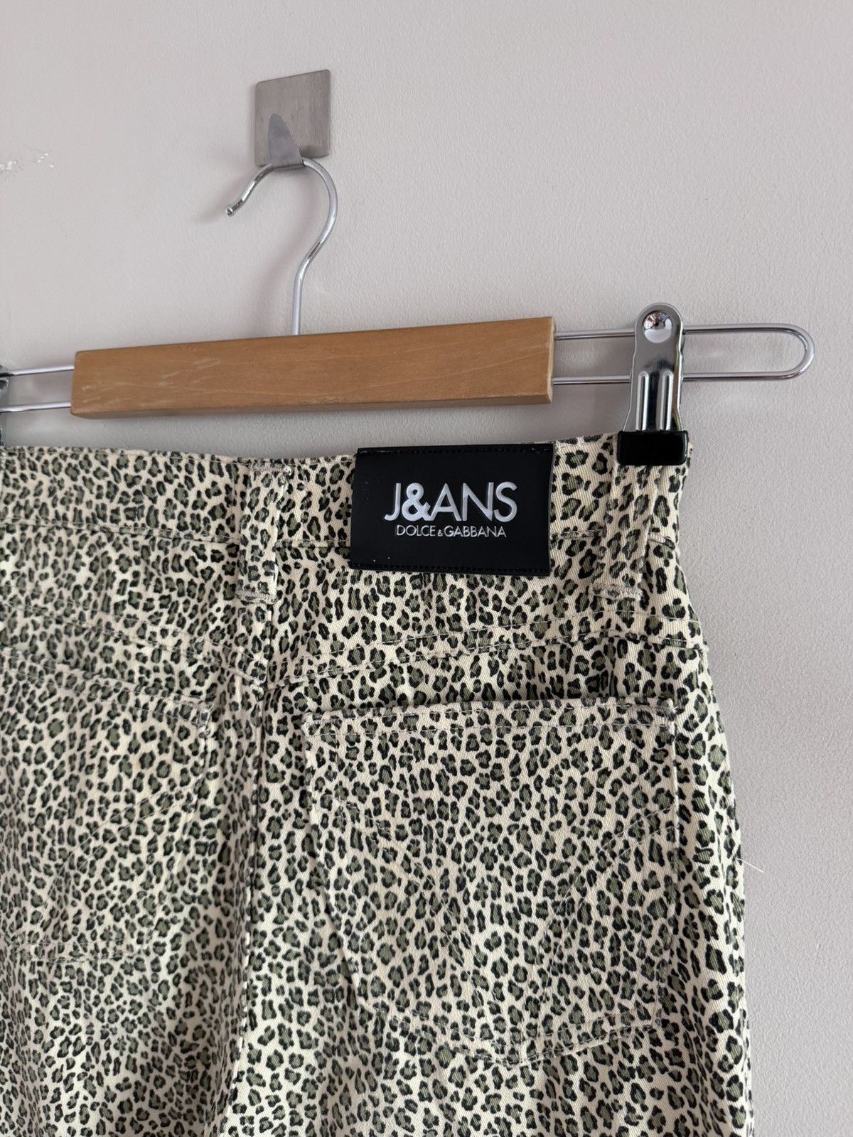 Dolce & Gabbana Dolce & Gabbana J&ANS Leopard Print Pants Size 27" / US 4 / IT 40 - 7 Thumbnail