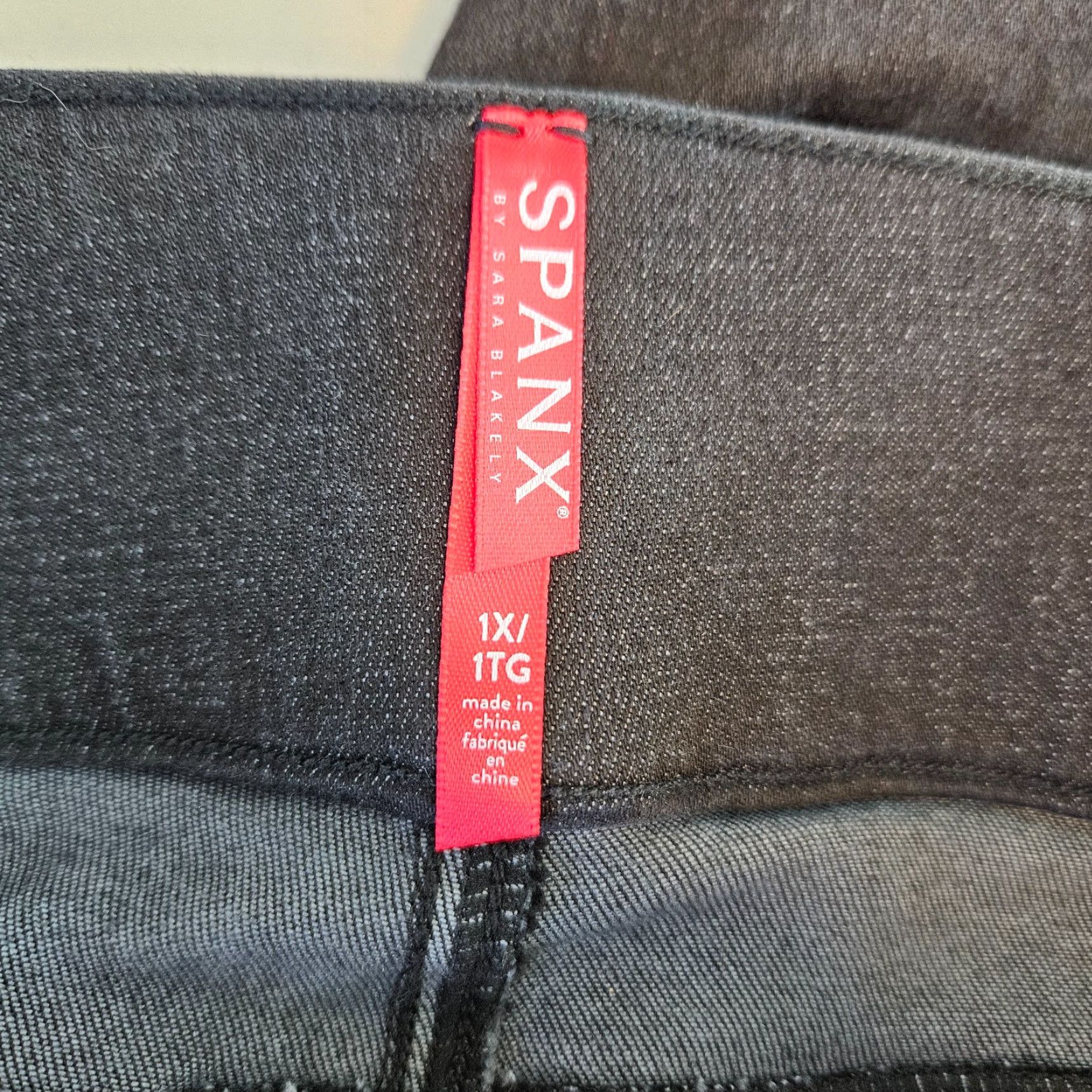 Spanx Spanx Womens Skinny Jeans Sz 1X Black Distressed High Rise Raw Hem Jeans Women's Plus Size 1X Distressed Black Size 40" / US 18 - 7 Thumbnail