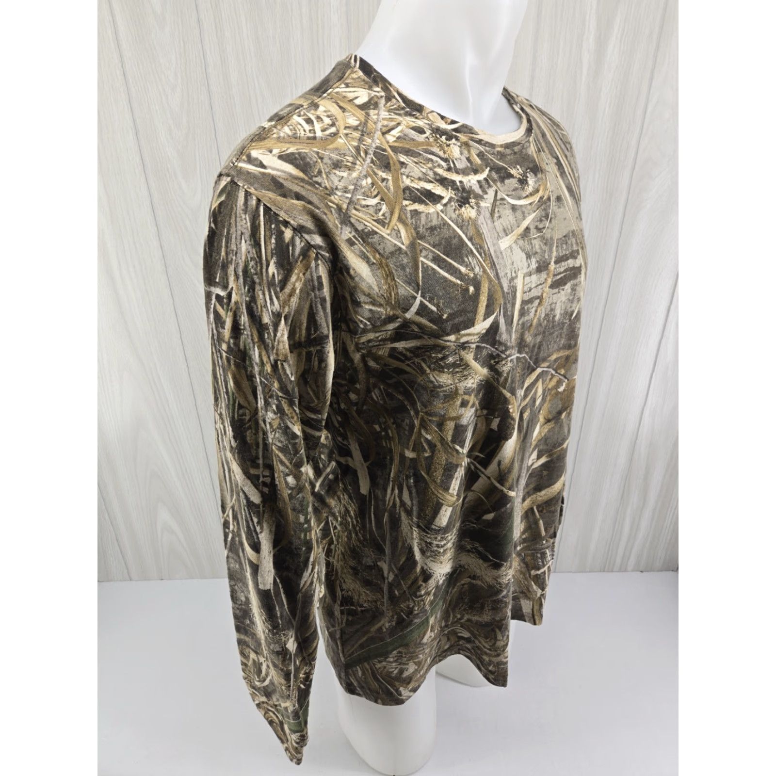 Realtree Realtree T-Shirt Mens Large Camo Max 5 Long Sleeve Hunting Outdoors Size US L / EU 52-54 / 3 - 7 Thumbnail