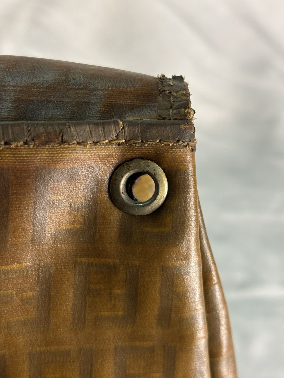 Fendi (defect) Fendi Vintage Without Strap Size ONE SIZE - 8 Thumbnail