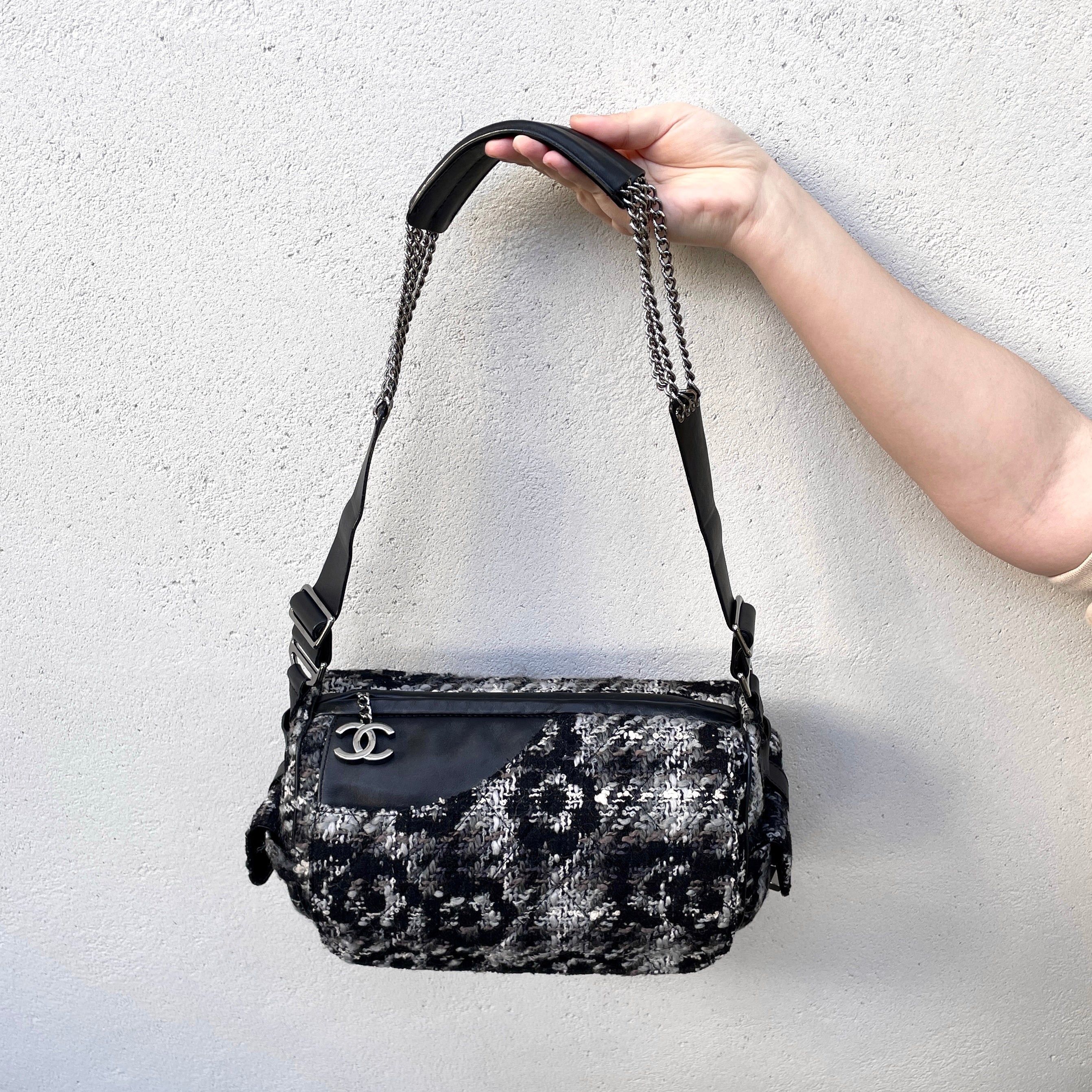 Chanel Chanel Camellia Tweed Coco Mark X 2.55 4-Chain Shoulder Bag Size ONE SIZE - 1 Thumbnail