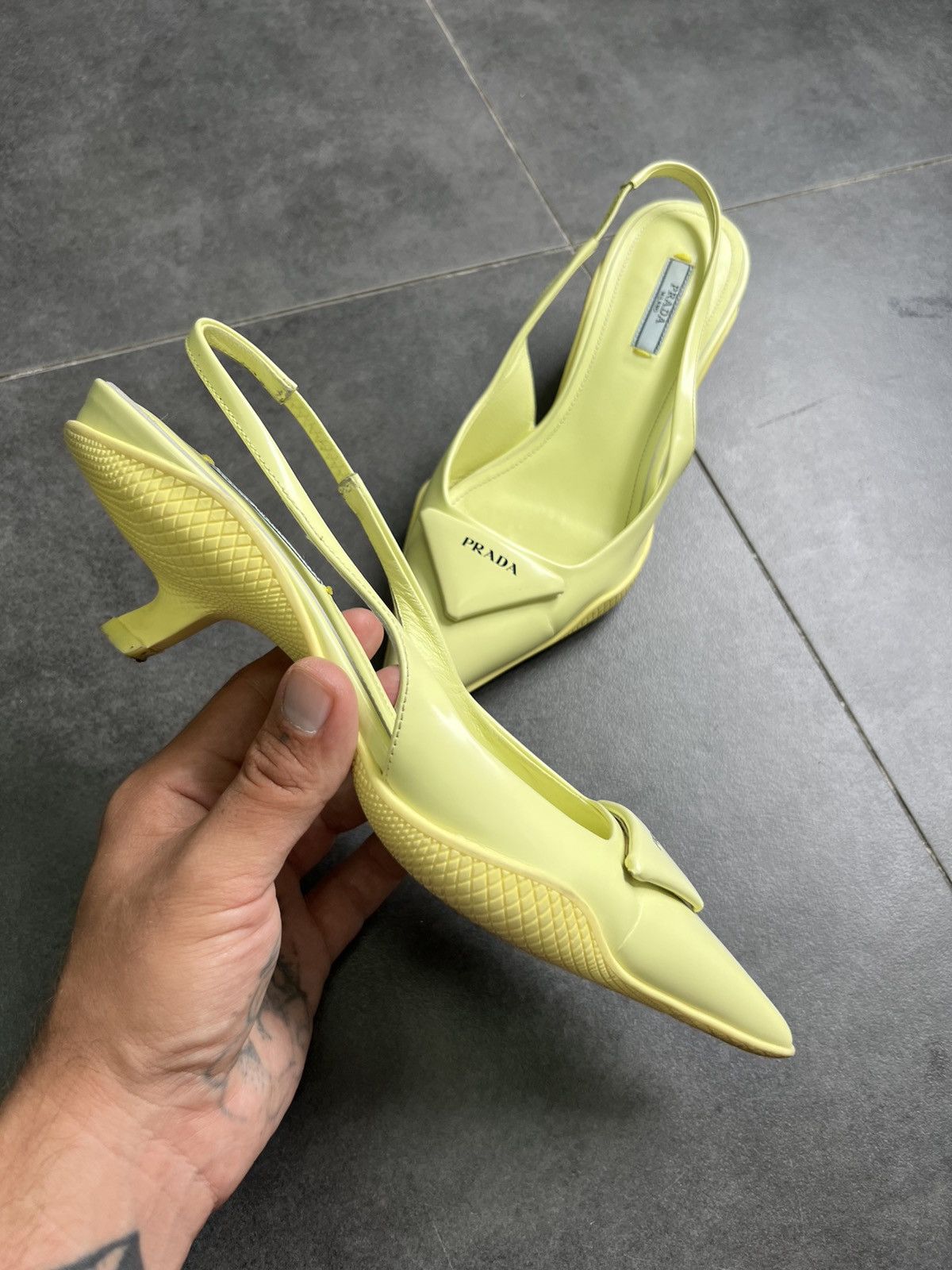 Prada RAF Simons Prada Green Patent Pointed Toe Slingback Pumps Size US 7 / IT 37 - 2 Thumbnail