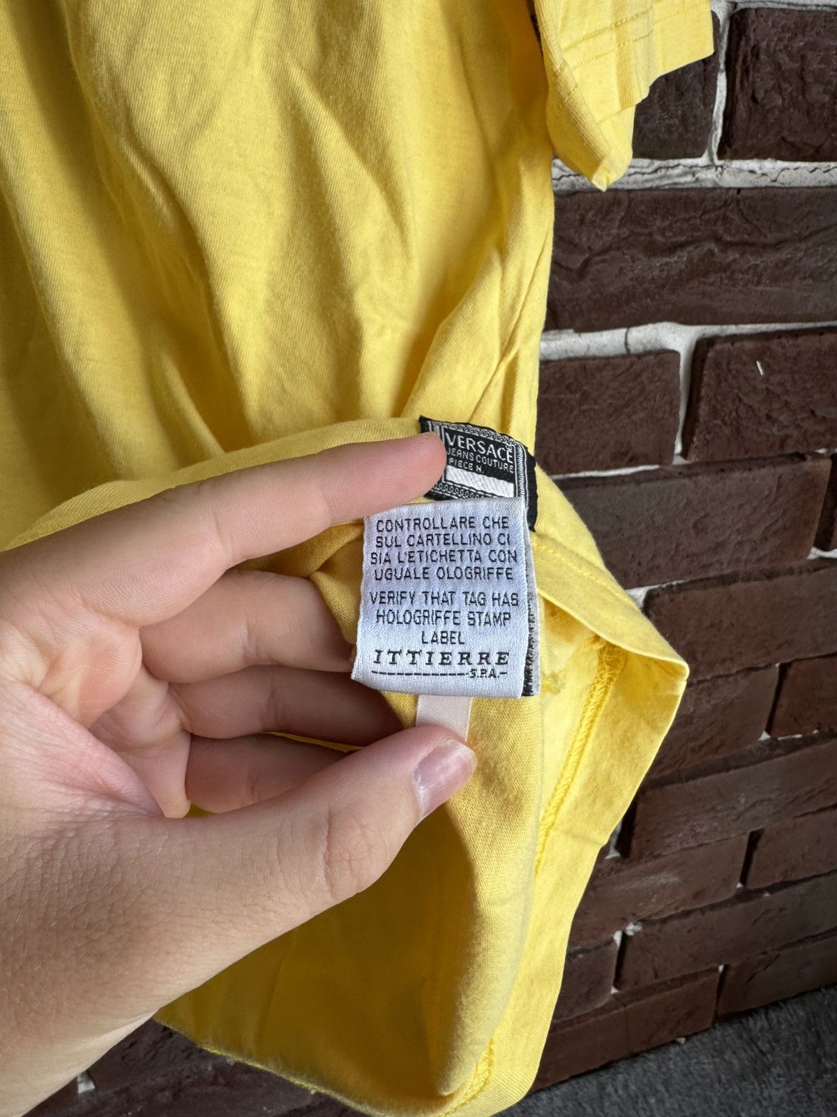 Designer Rare Vintage 90s Versace Logo Archive tee designer Size US S / EU 44-46 / 1 - 5 Thumbnail