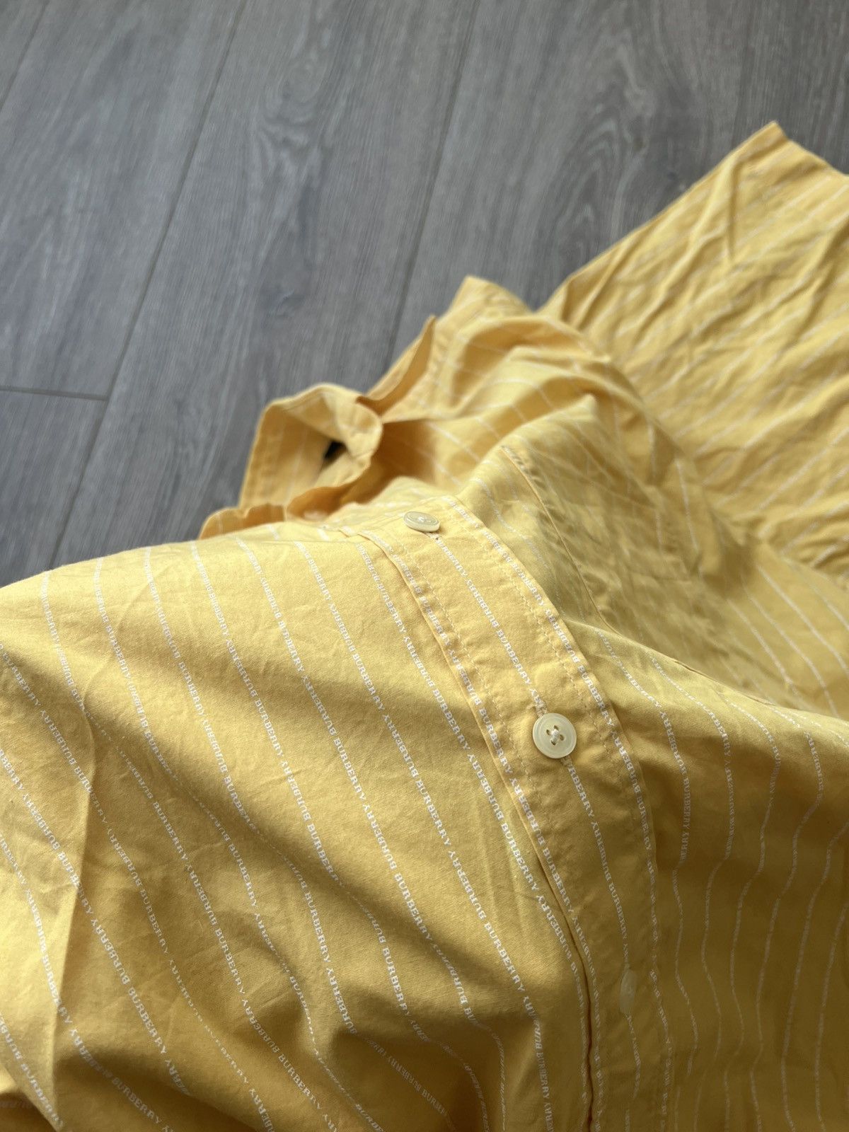 Burberry Vintage Burberry Shirt size XL Size US XL / EU 56 / 4 - 8 Thumbnail