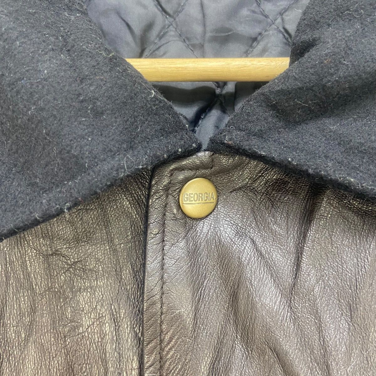 Other Vintage Georgia Coffee Big Logo Sheepskin Varsity Jacket Size US M / EU 48-50 / 2 - 10 Thumbnail