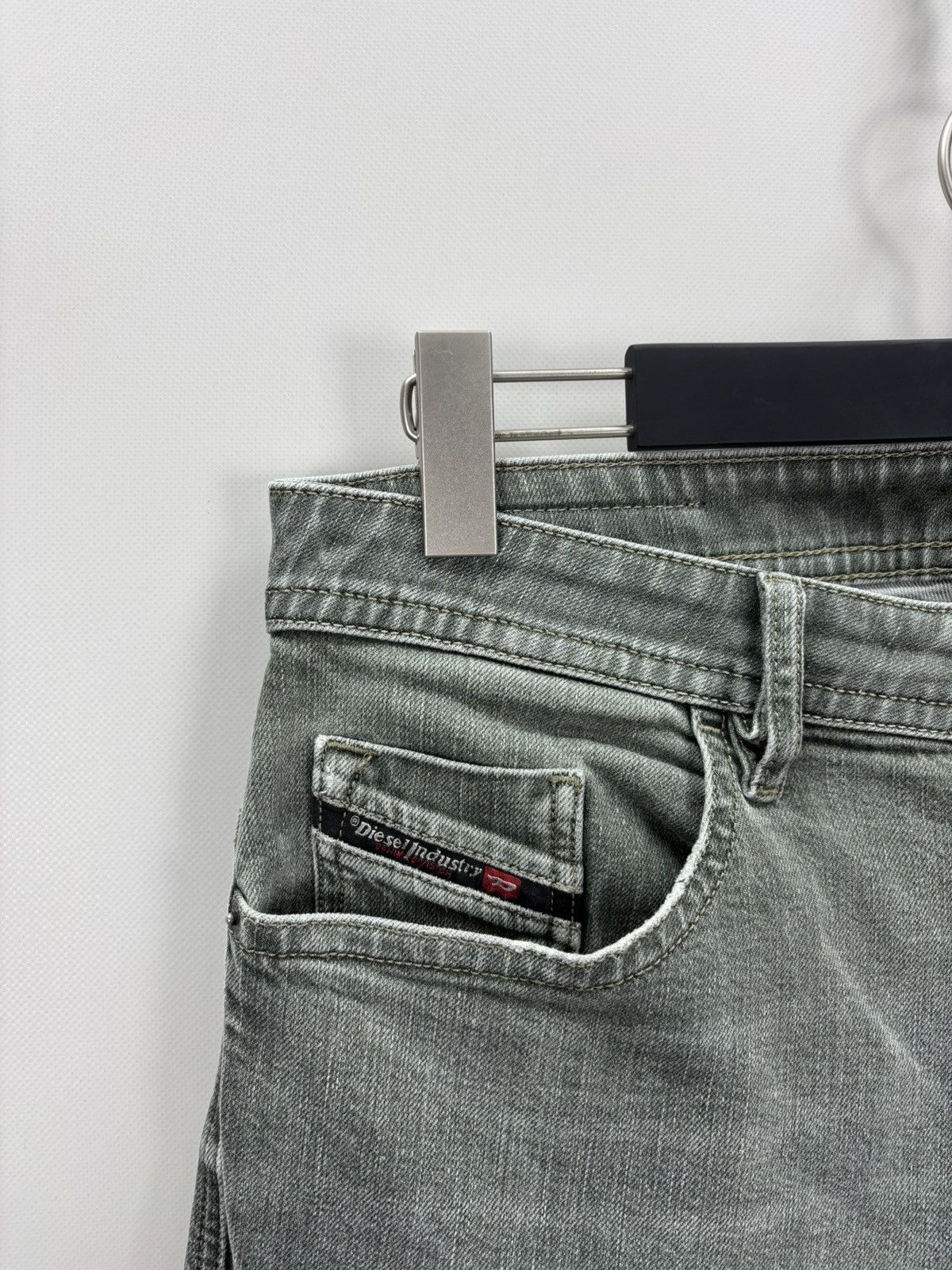 Diesel Mens jeans Diesel Size 33 Color Green/Gray Size US 33 - 4 Thumbnail
