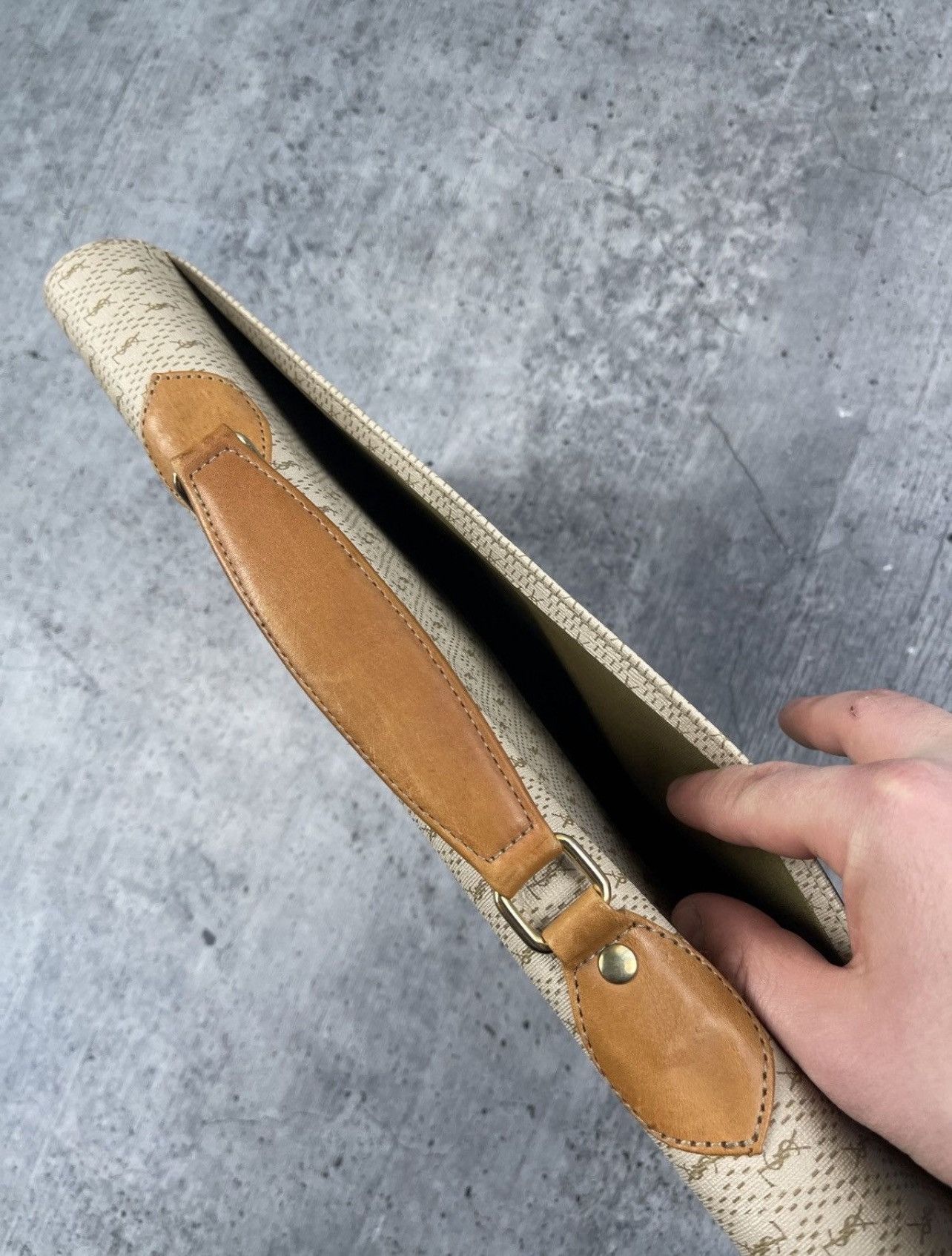 Vintage × Yves Saint Laurent Yves Saint Laurent bag hand/Document holder 80s Size ONE SIZE - 7 Thumbnail