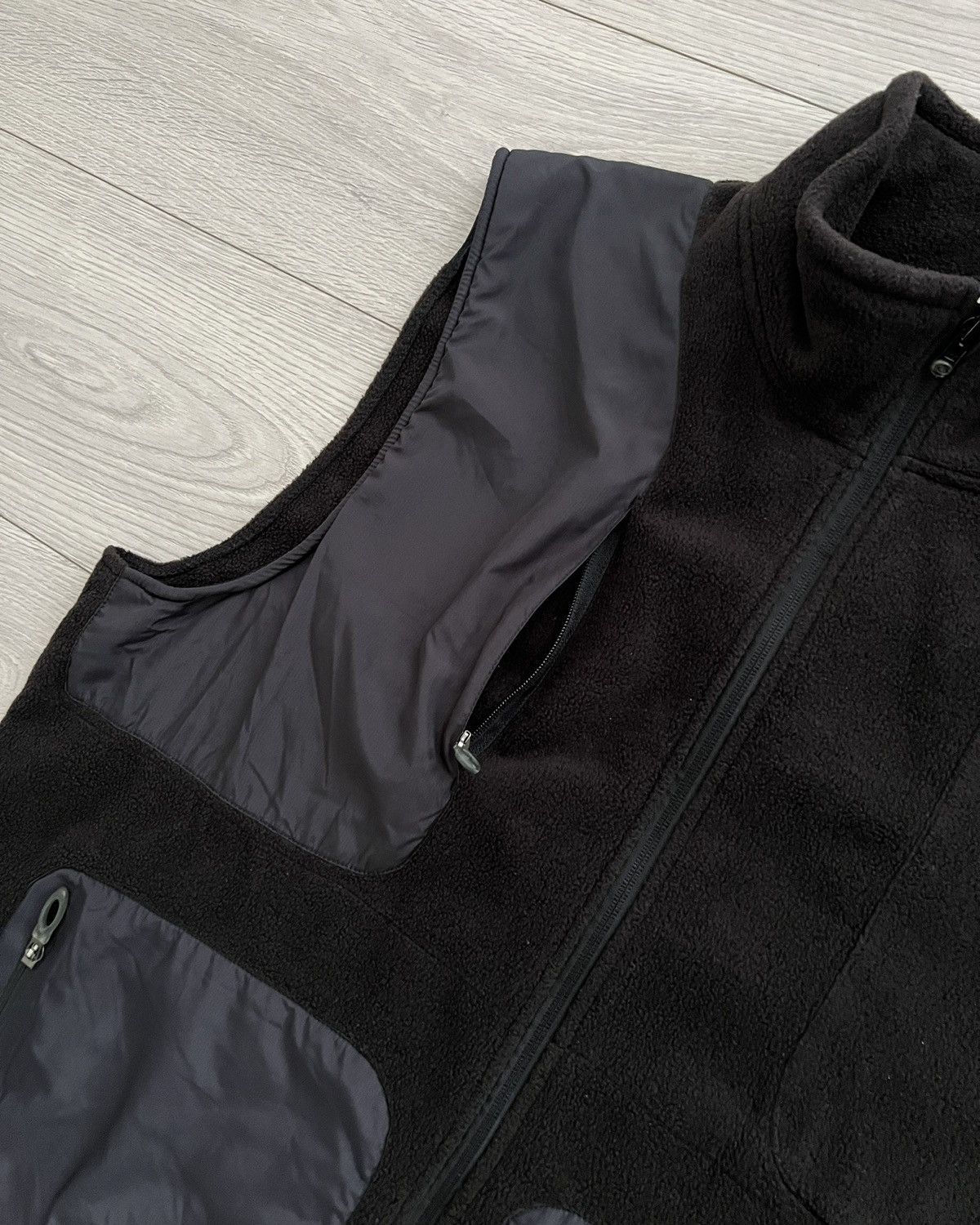 Oakley Oakley 2005 Tech Nylon Panelled Fleece Vest Size US XL / EU 56 / 4 - 3 Thumbnail