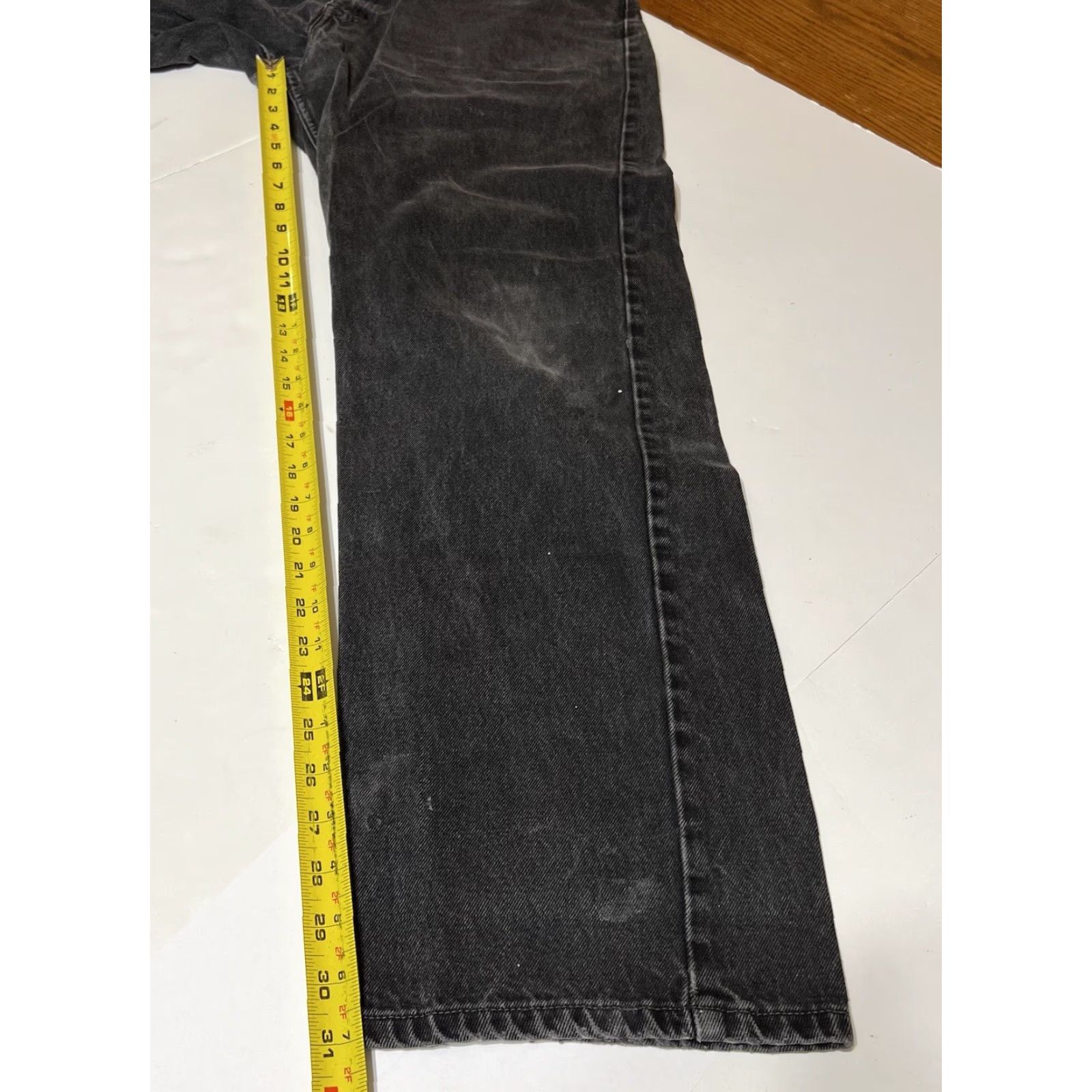 Levi's VINTAGE Levi's 505 Jeans Men's 36x31 Black Distressed 90s Grunge Straight Jeans Regular Mens Size US 36 / EU 52 - 5 Thumbnail