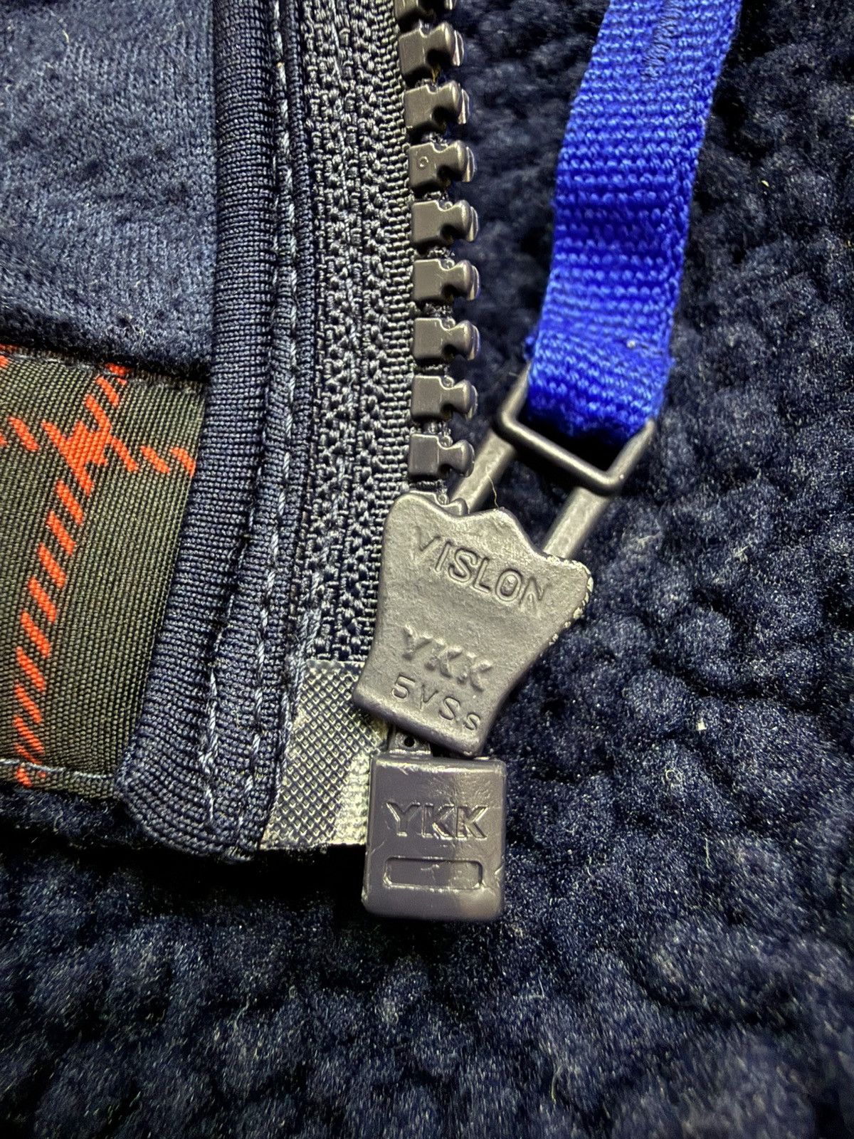 JW Anderson × Uniqlo Jw anderson uniqlo shearling sherpa fleece zip up sweater Size US S / EU 44-46 / 1 - 12 Thumbnail